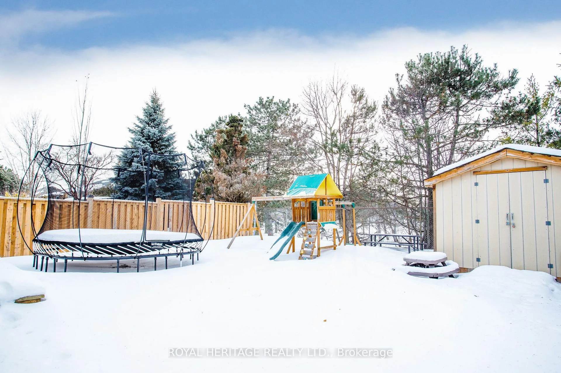 Photo 28 of 636 Beckworth Square, Pickering, Amberlea — HOMEH