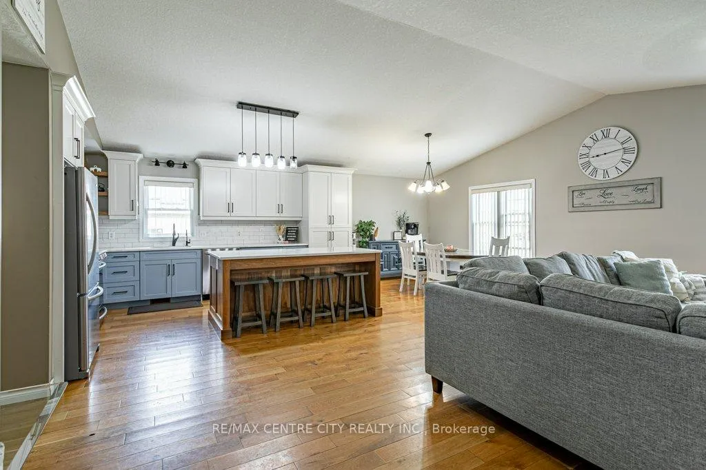 Photo 14 of 6851 Springfield Road S, Malahide, Mount Salem — HOMEH