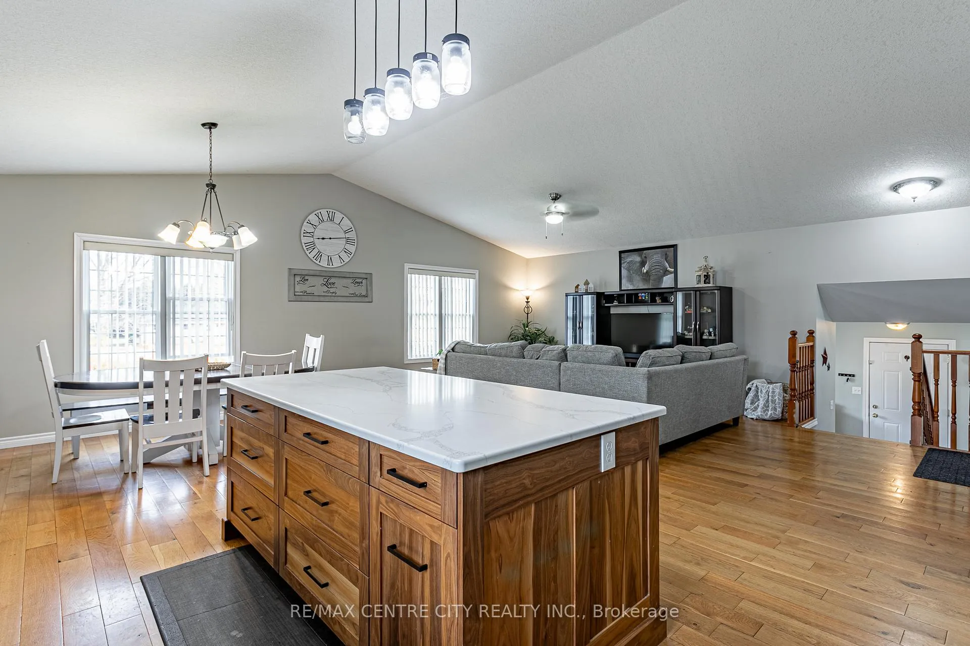 Photo 19 of 6851 Springfield Road S, Malahide, Mount Salem — HOMEH