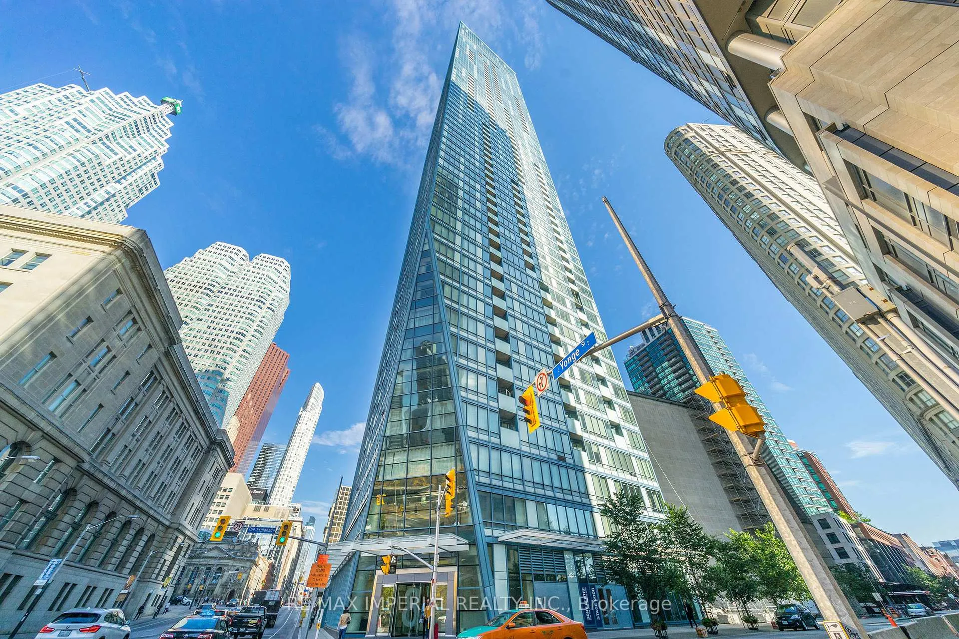 Front of Unit 3304, 8 The Esplanade Avenue