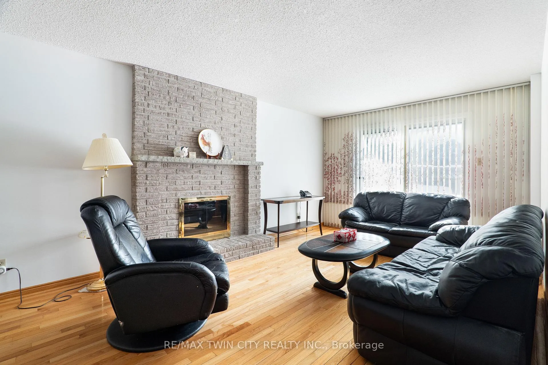 Photo 17 of 95 Old Meadow Lane, Waterloo — HOMEH