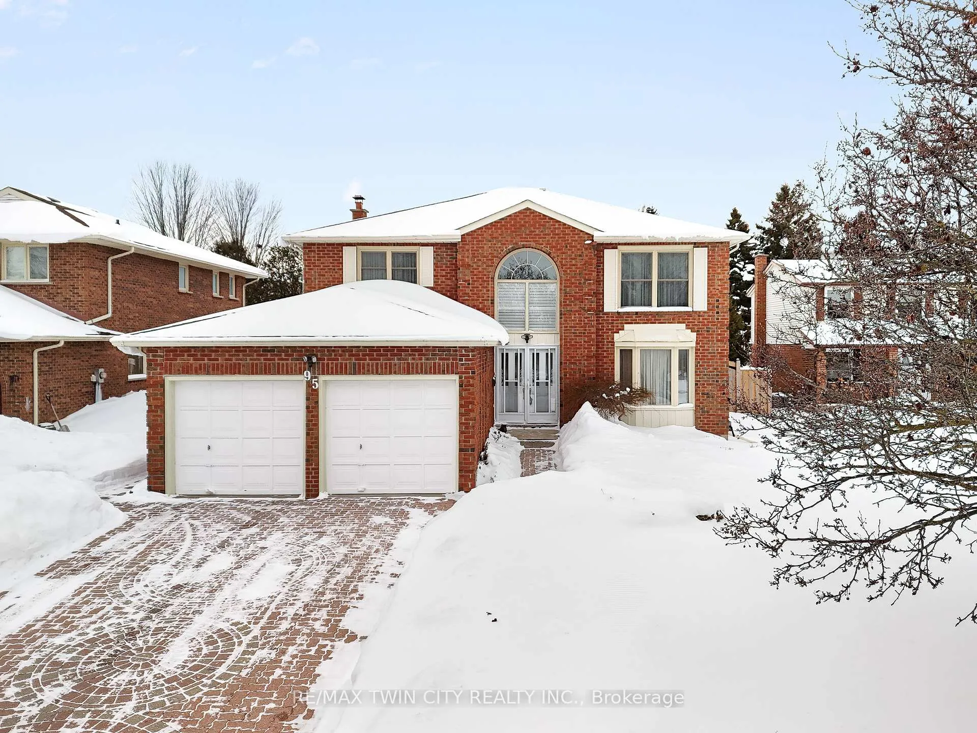 Photo 49 of 95 Old Meadow Lane, Waterloo — HOMEH