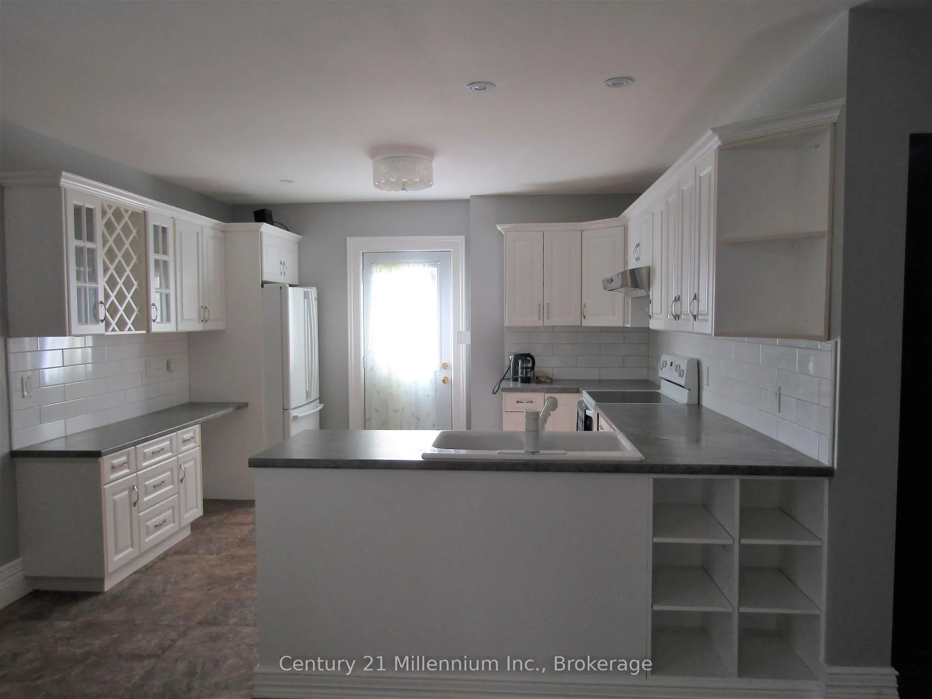 Photo 3 of Unit B, 316 Centre Street, North Huron, Wingham — HOMEH