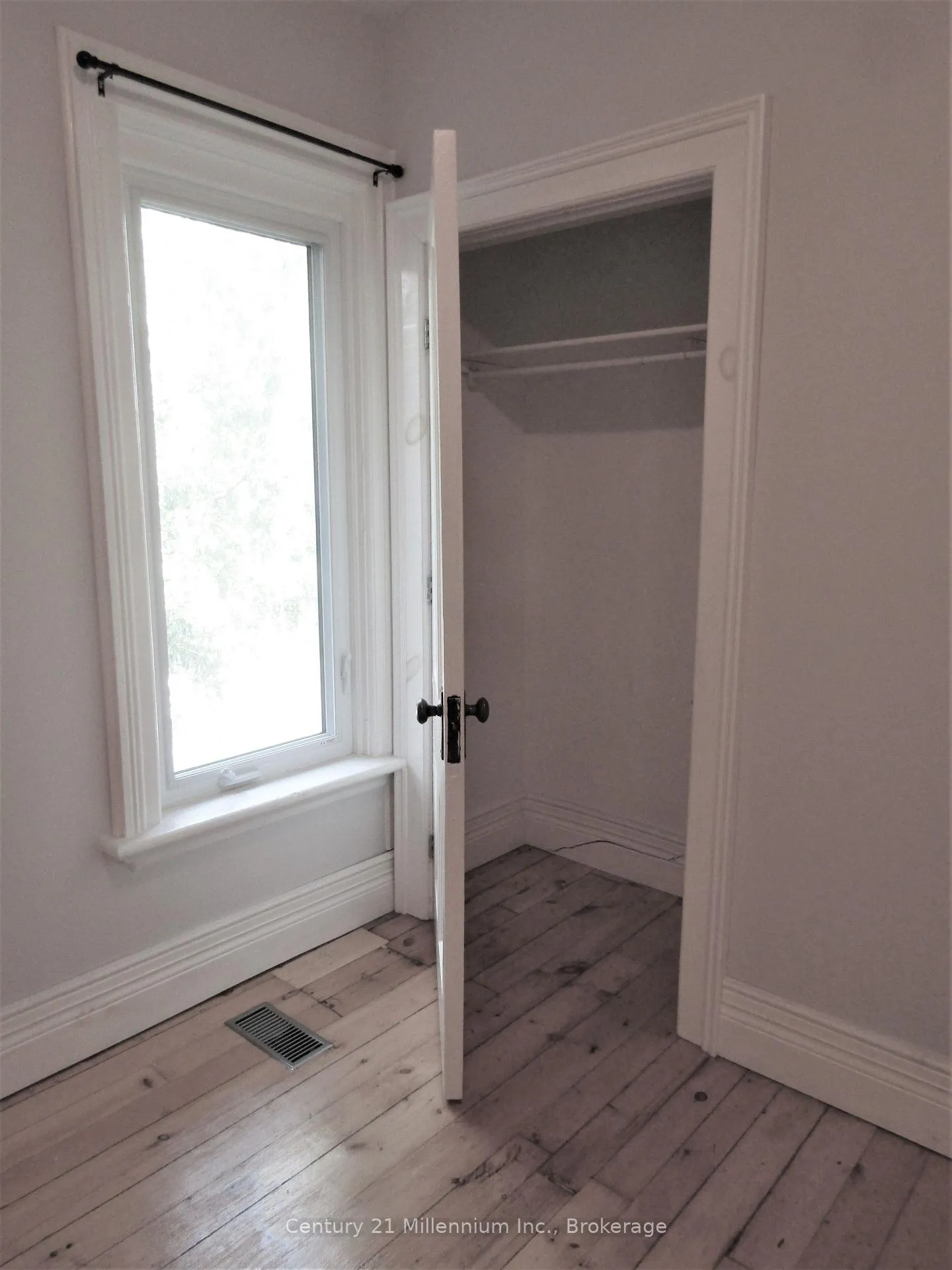 Photo 15 of Unit B, 316 Centre Street, North Huron, Wingham — HOMEH