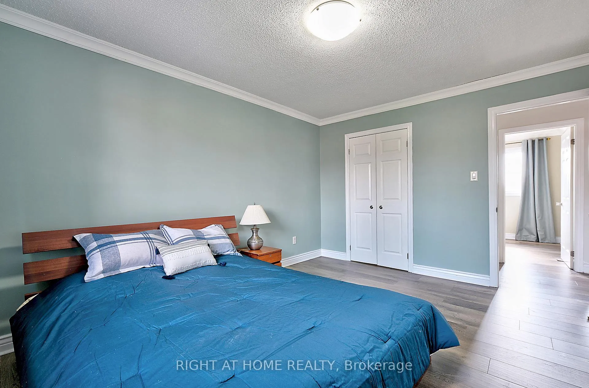 Photo 21 of 224 Ridgefield Crescent, Vaughan, Maple — HOMEH