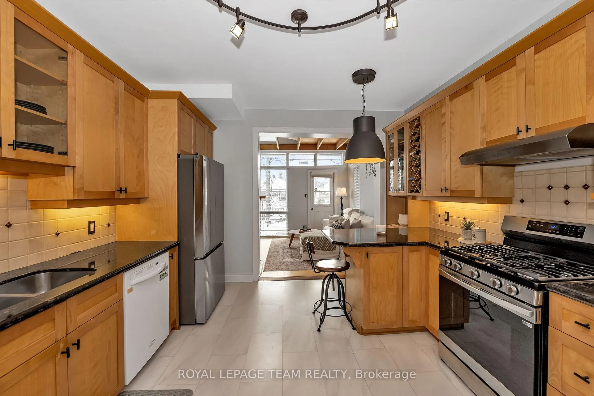 Photo 12 of 76 Havelock Street, Ottawa, Ottawa East — HOMEH