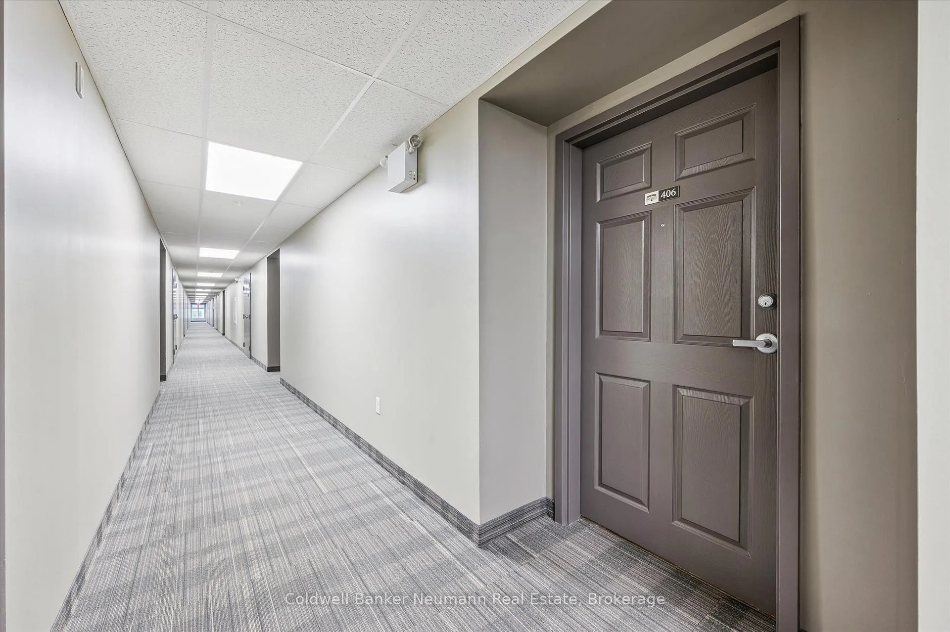 Photo 3 of Unit 406, 45 Kingsbury Square, Guelph, Pineridge/Westminster Woods — HOMEH