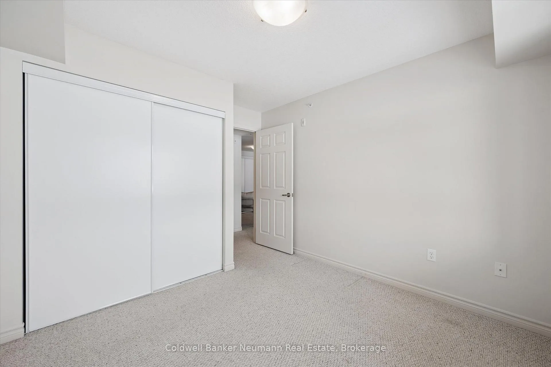 Photo 11 of Unit 406, 45 Kingsbury Square, Guelph, Pineridge/Westminster Woods — HOMEH