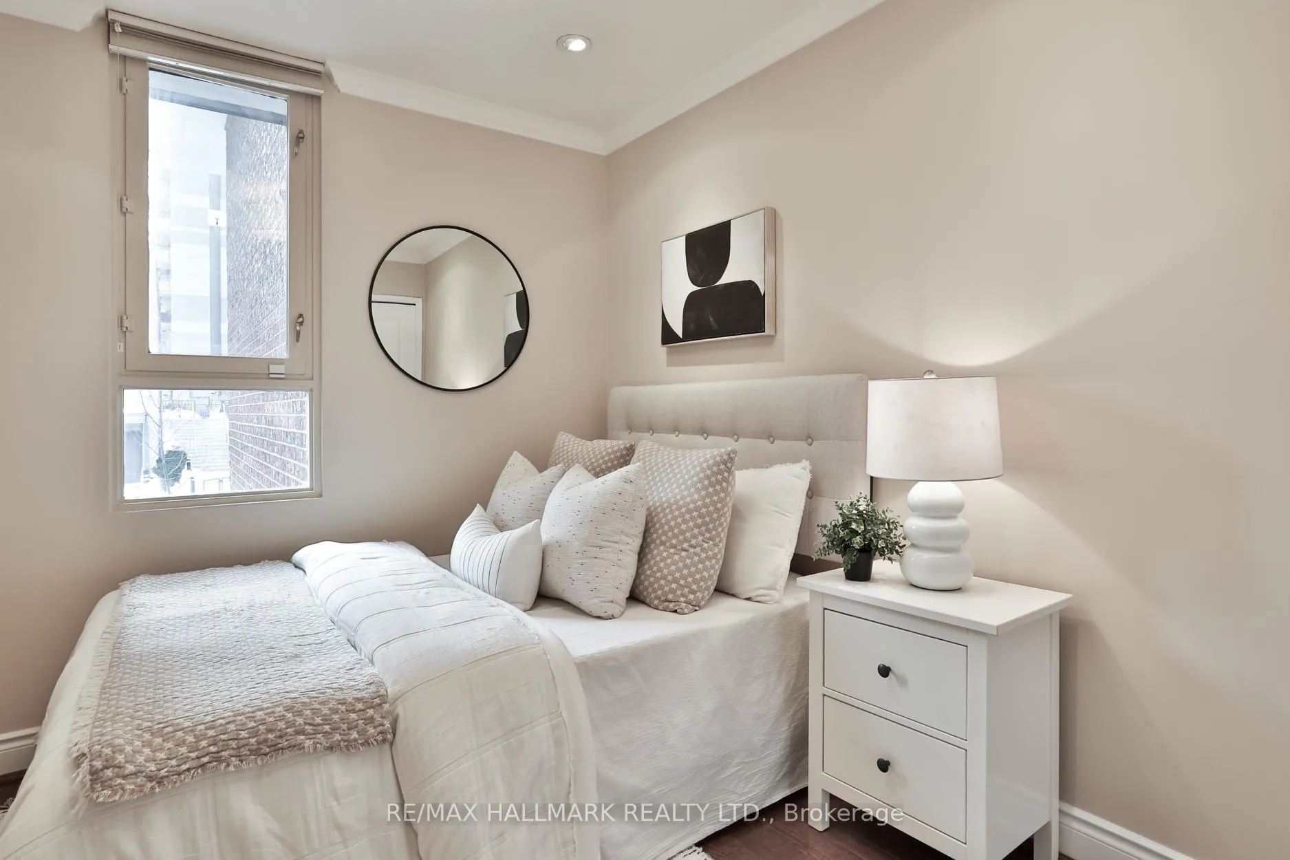 Photo 21 of Unit A12, 142 Pears Avenue, Toronto, The Annex — HOMEH