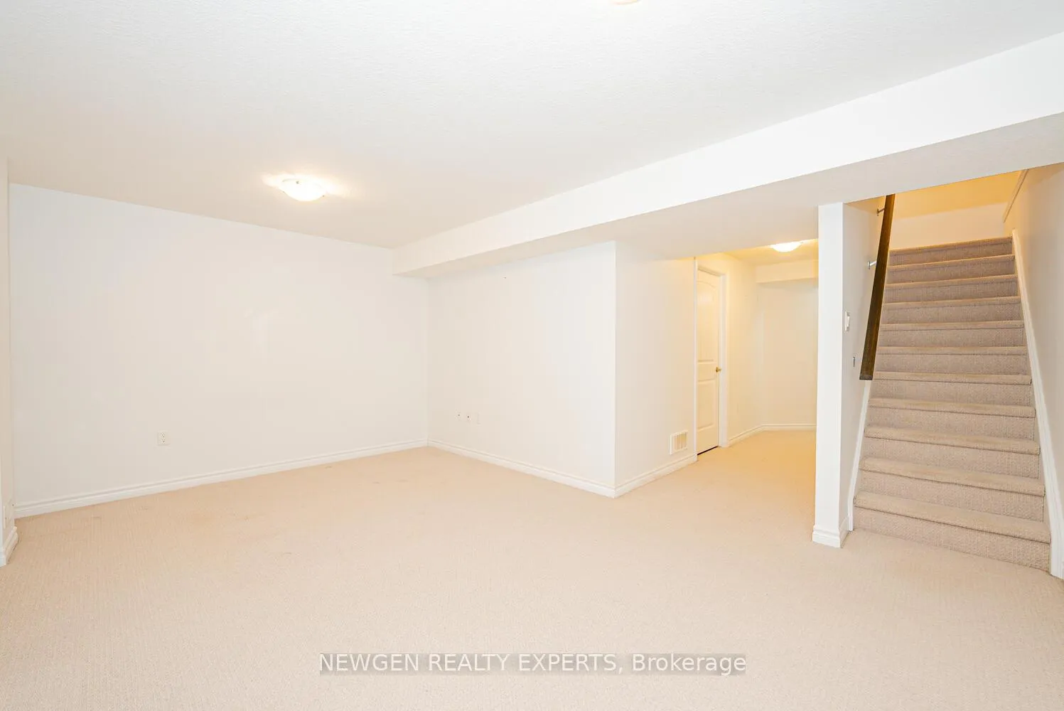 Photo 34 of Unit 34, 34 Arlington Crescent, Guelph, Pineridge/Westminster Woods — HOMEH