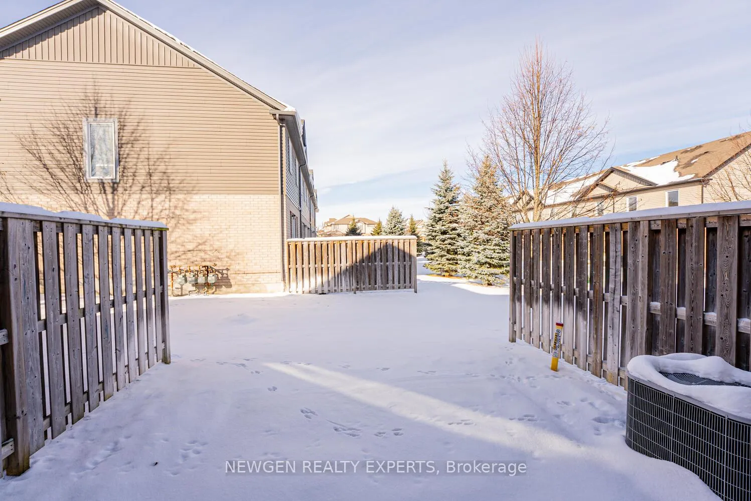 Photo 38 of Unit 34, 34 Arlington Crescent, Guelph, Pineridge/Westminster Woods — HOMEH
