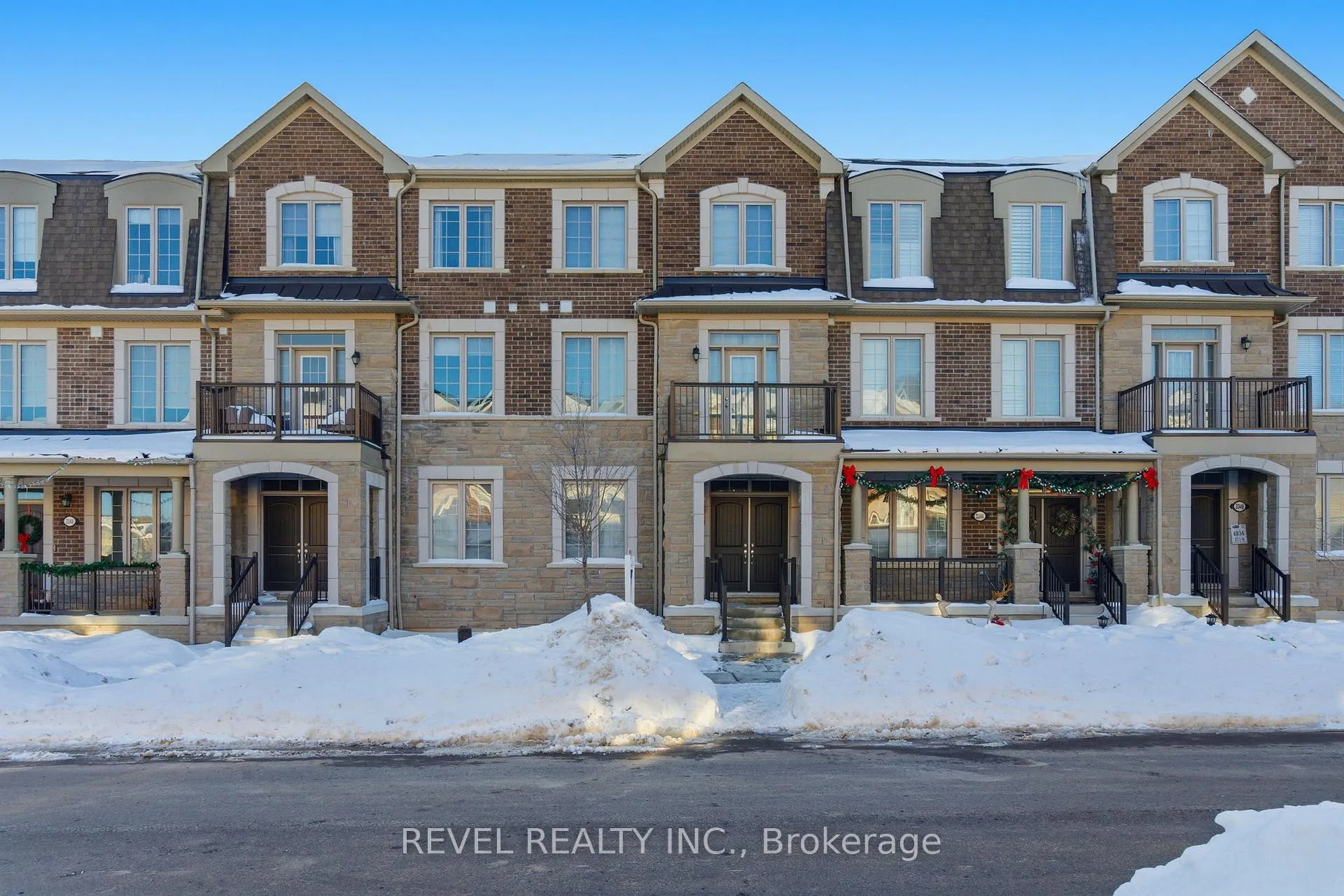 Photo 1 of 3344 Thunderbird Promenade, Pickering, Rural Pickering — HOMEH