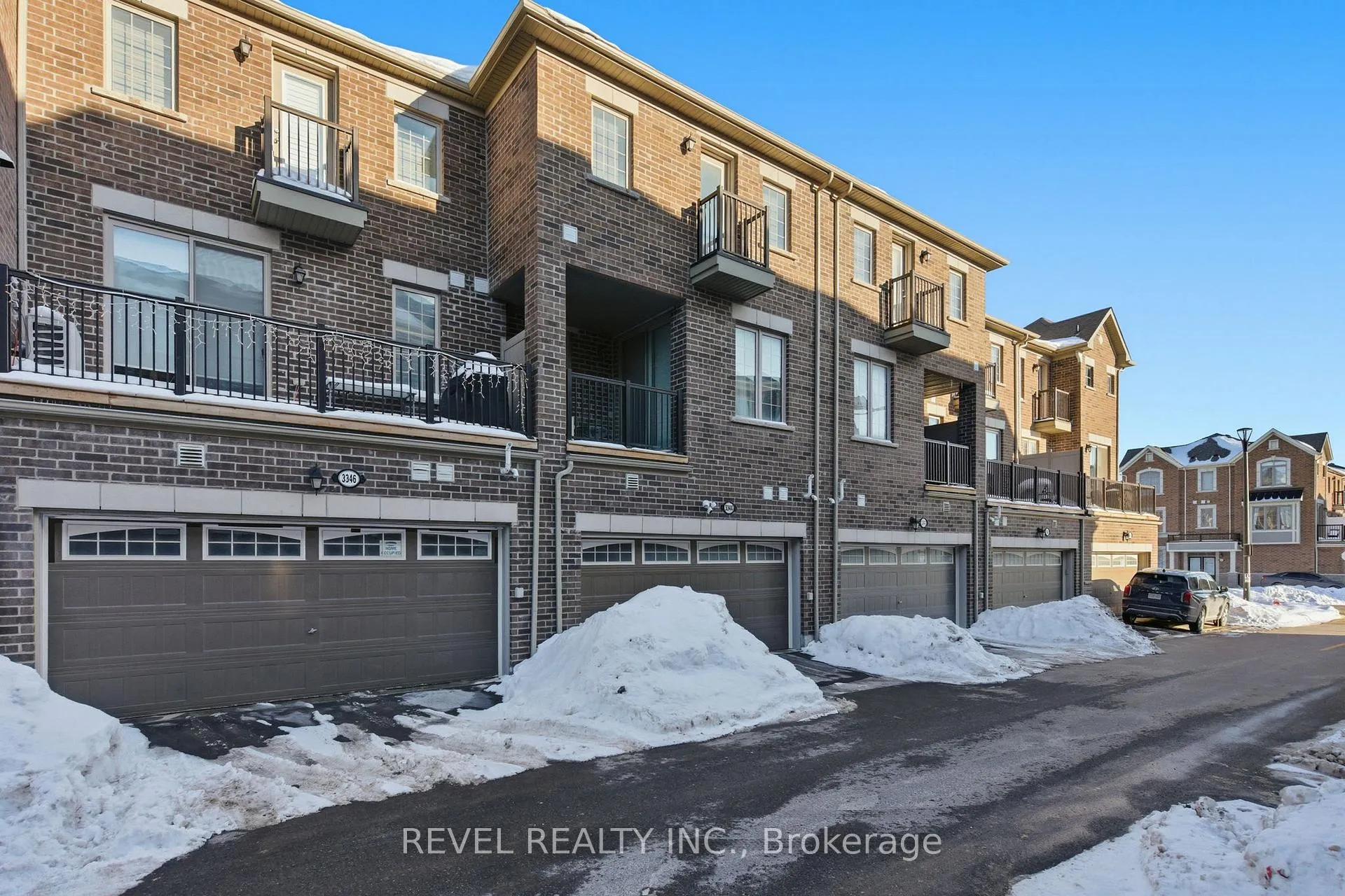 Photo 4 of 3344 Thunderbird Promenade, Pickering, Rural Pickering — HOMEH