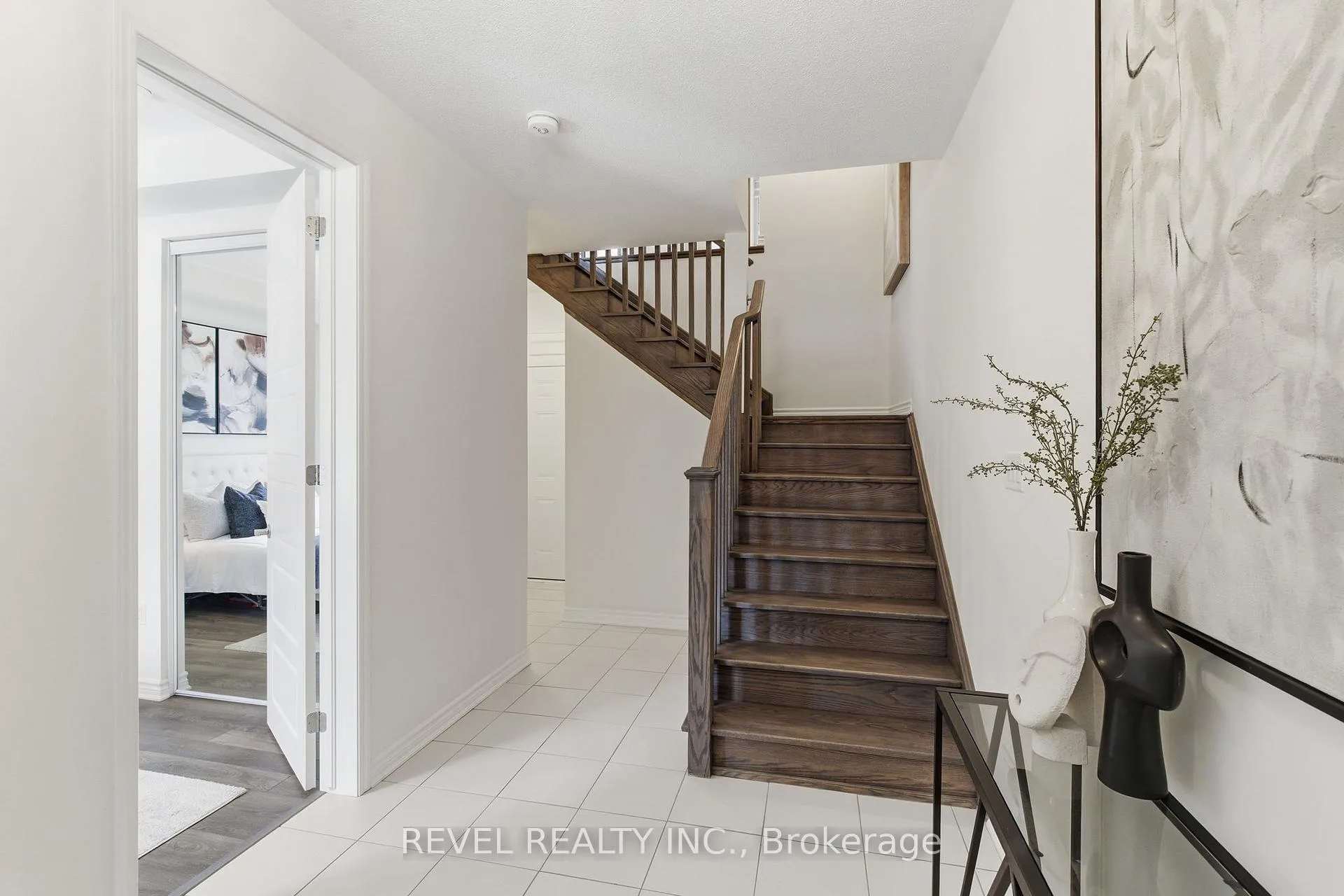 Photo 11 of 3344 Thunderbird Promenade, Pickering, Rural Pickering — HOMEH