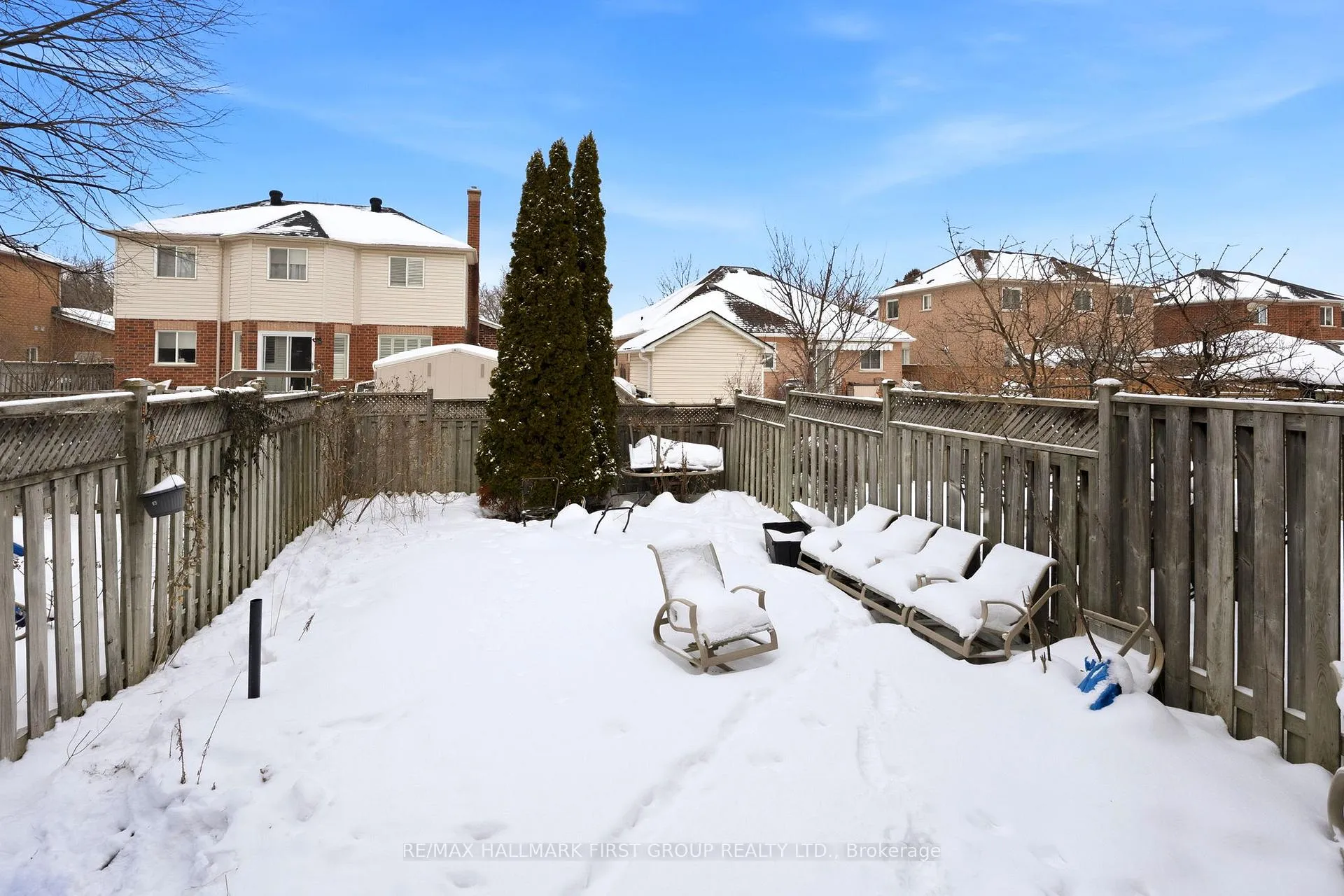 Photo 39 of 27 Mccullock Crescent, Ajax, Northwest Ajax — HOMEH
