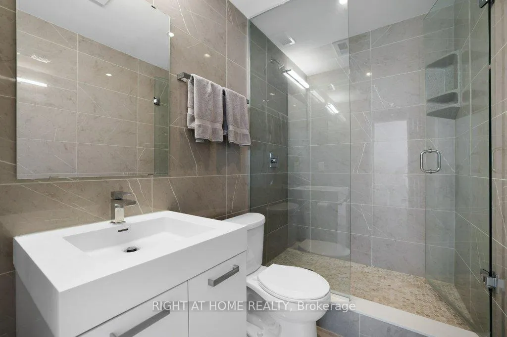 Photo 9 of Unit 2002, 203 Catherine Street, Ottawa, Ottawa Centre — HOMEH