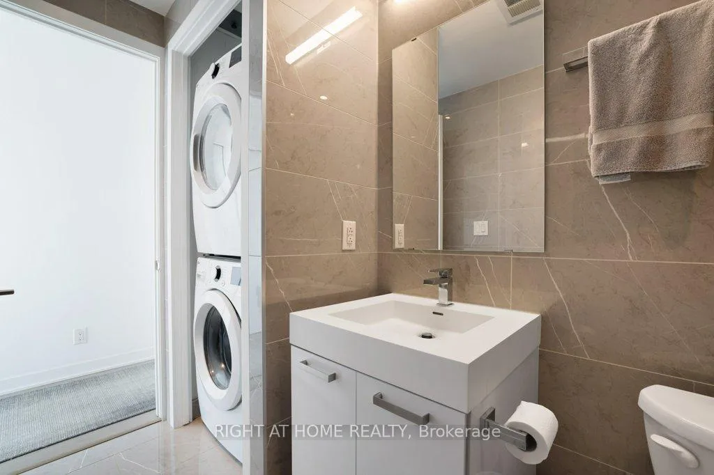 Photo 10 of Unit 2002, 203 Catherine Street, Ottawa, Ottawa Centre — HOMEH