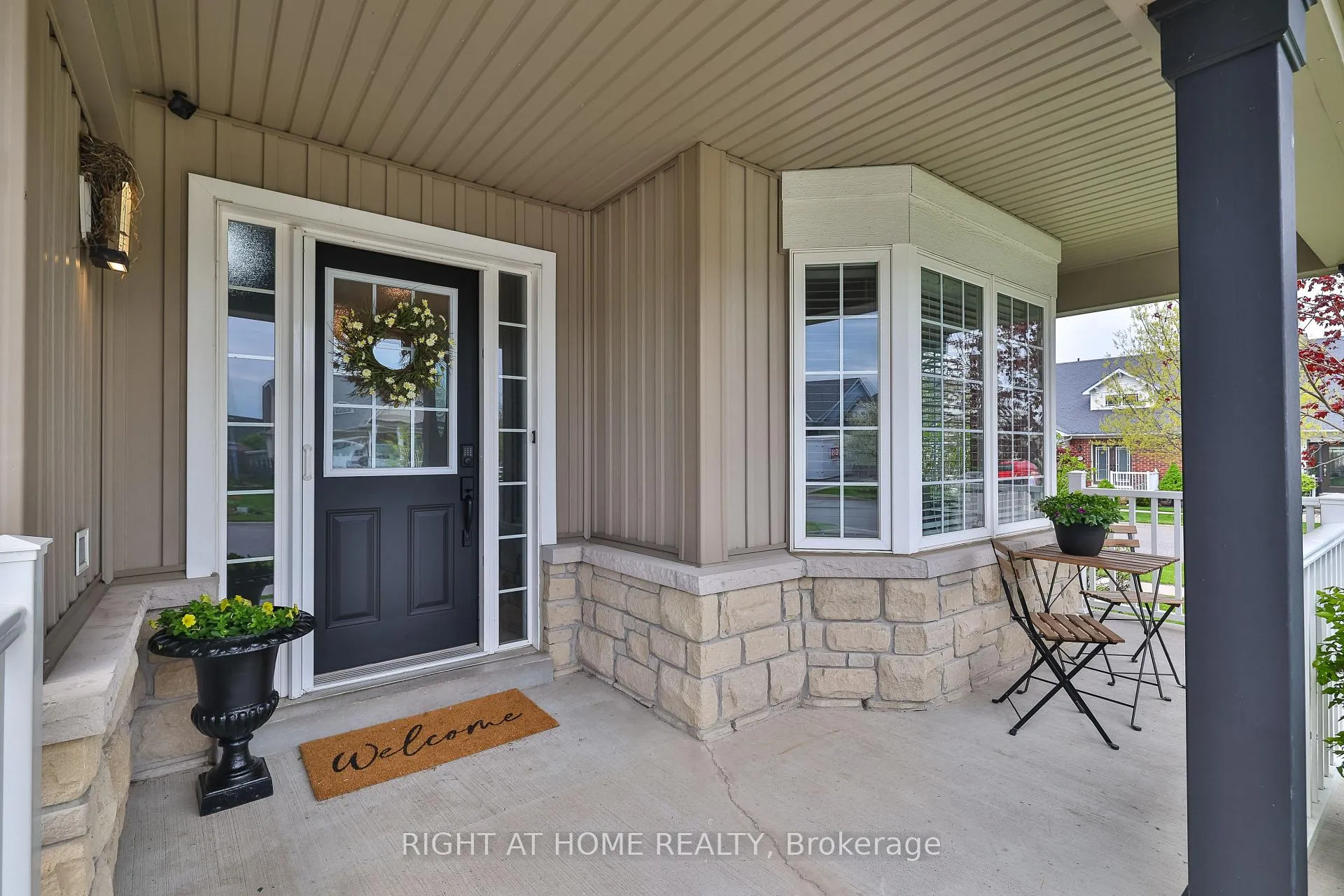 Photo 4 of 823 Greenly Drive, Cobourg — HOMEH
