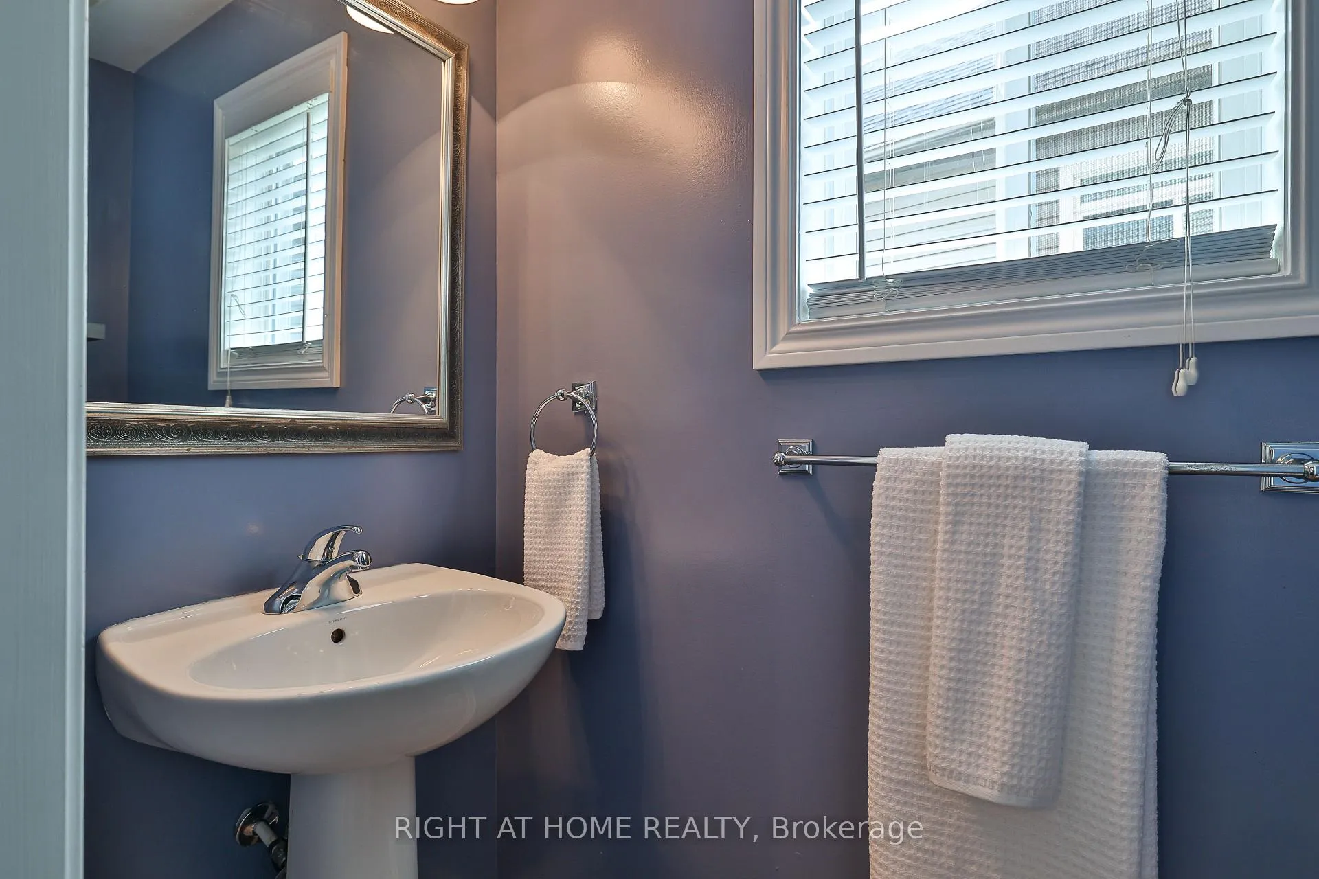 Photo 16 of 823 Greenly Drive, Cobourg — HOMEH