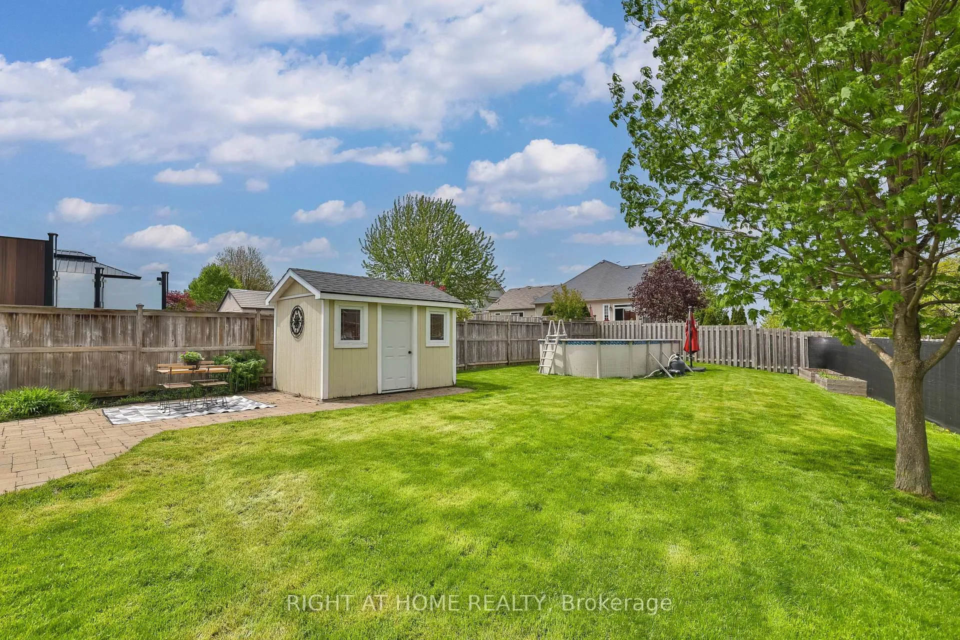 Photo 44 of 823 Greenly Drive, Cobourg — HOMEH