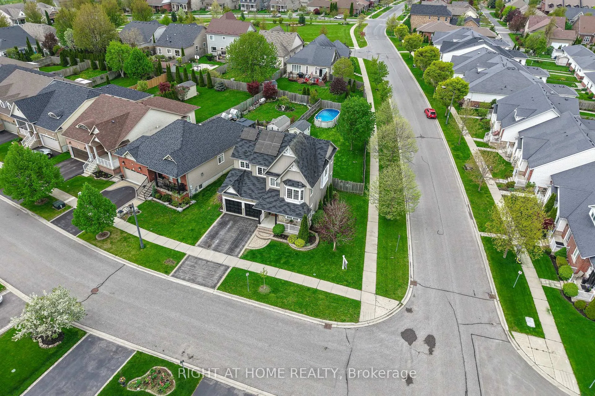 Photo 49 of 823 Greenly Drive, Cobourg — HOMEH