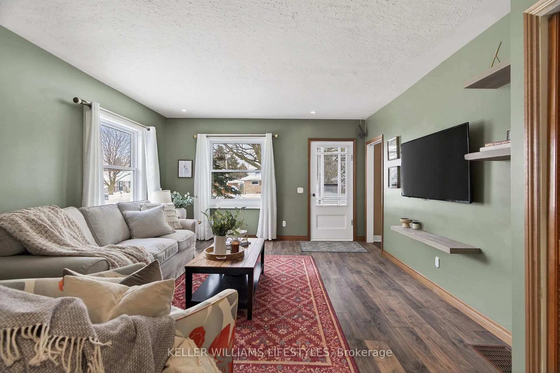 Photo 6 of 394 Beattie Street, Strathroy-Caradoc, SW — HOMEH