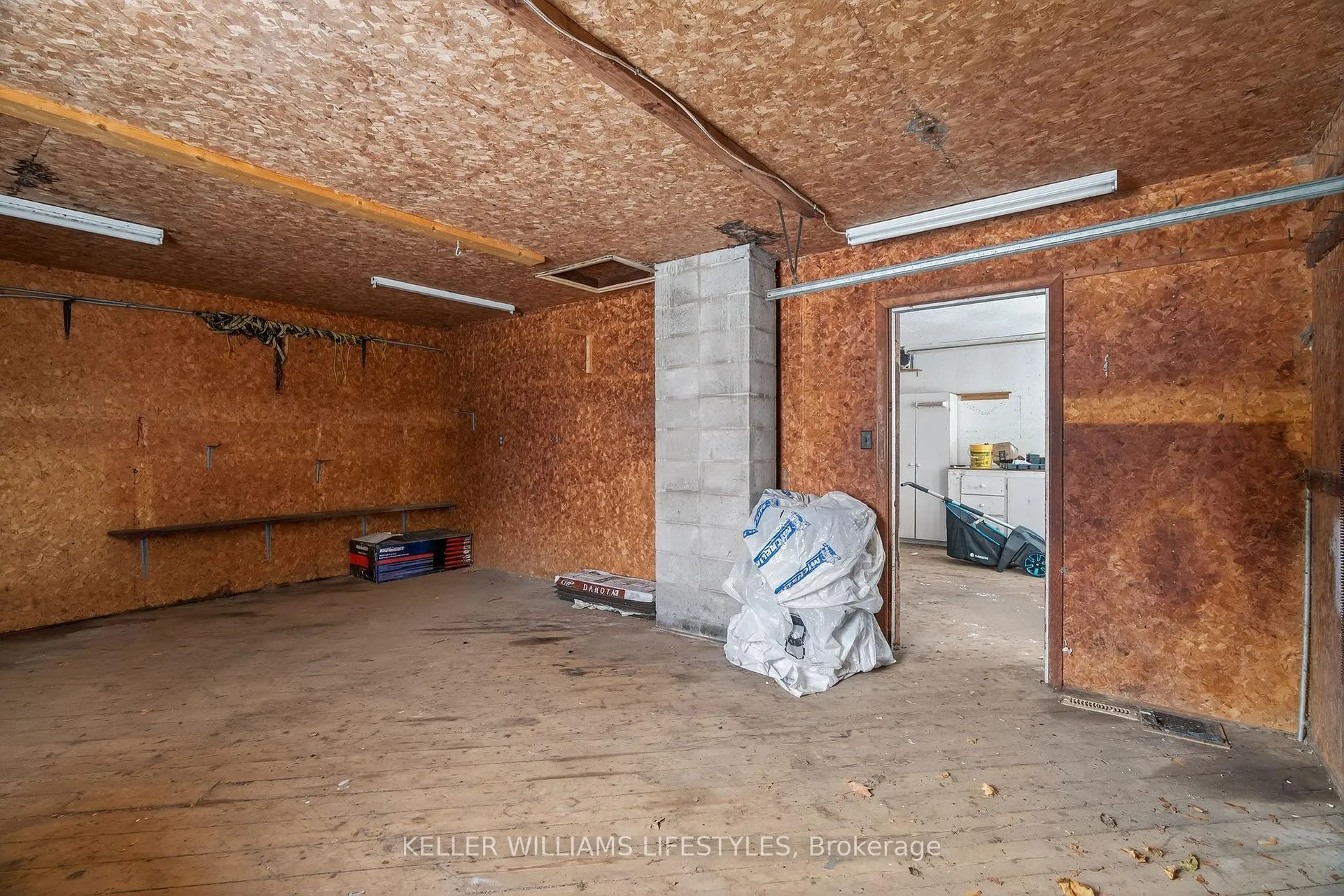 Photo 38 of 394 Beattie Street, Strathroy-Caradoc, SW — HOMEH
