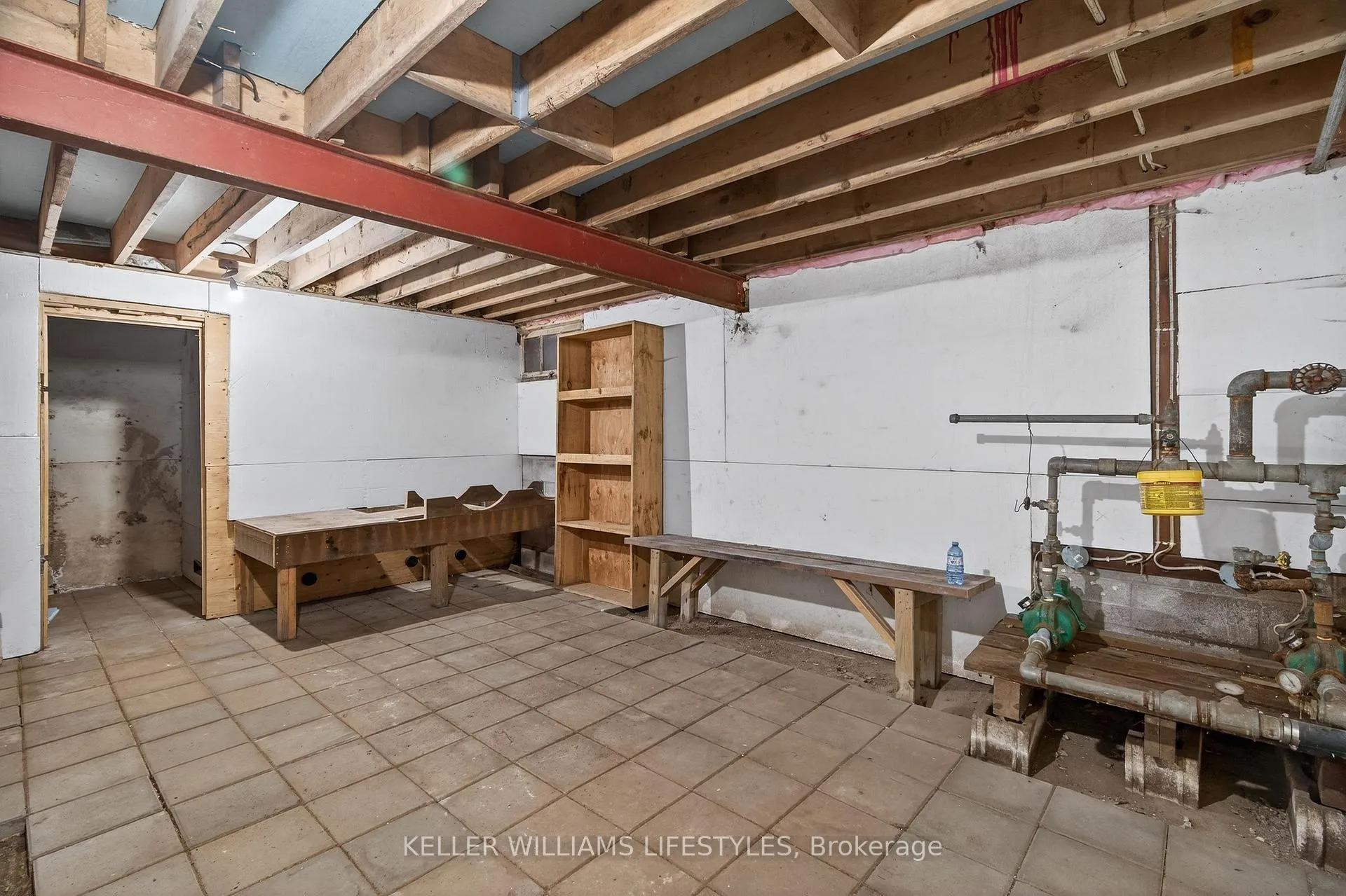 Photo 41 of 394 Beattie Street, Strathroy-Caradoc, SW — HOMEH