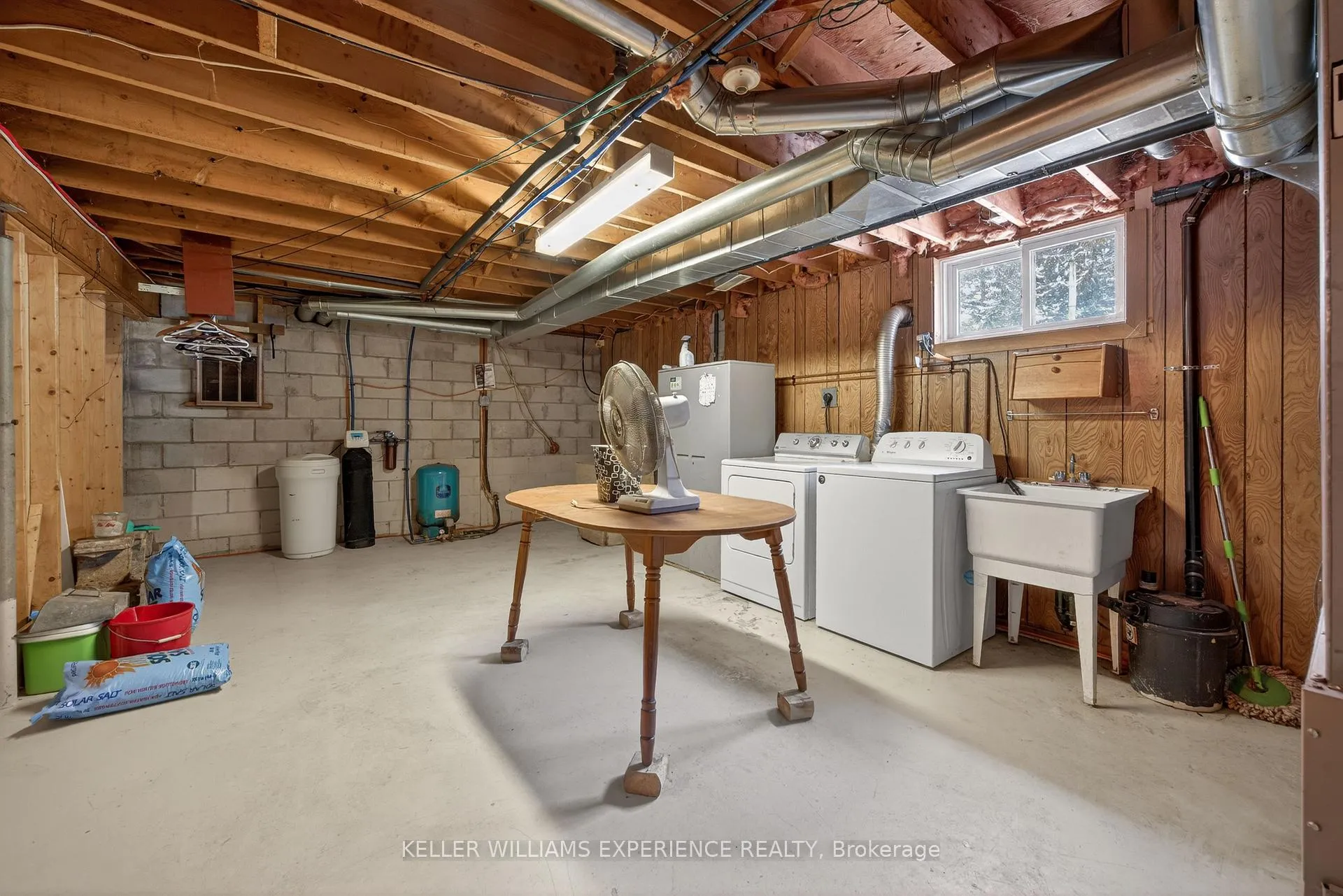Photo 16 of 1130 Baseline Road S, Tiny, Rural Tiny — HOMEH