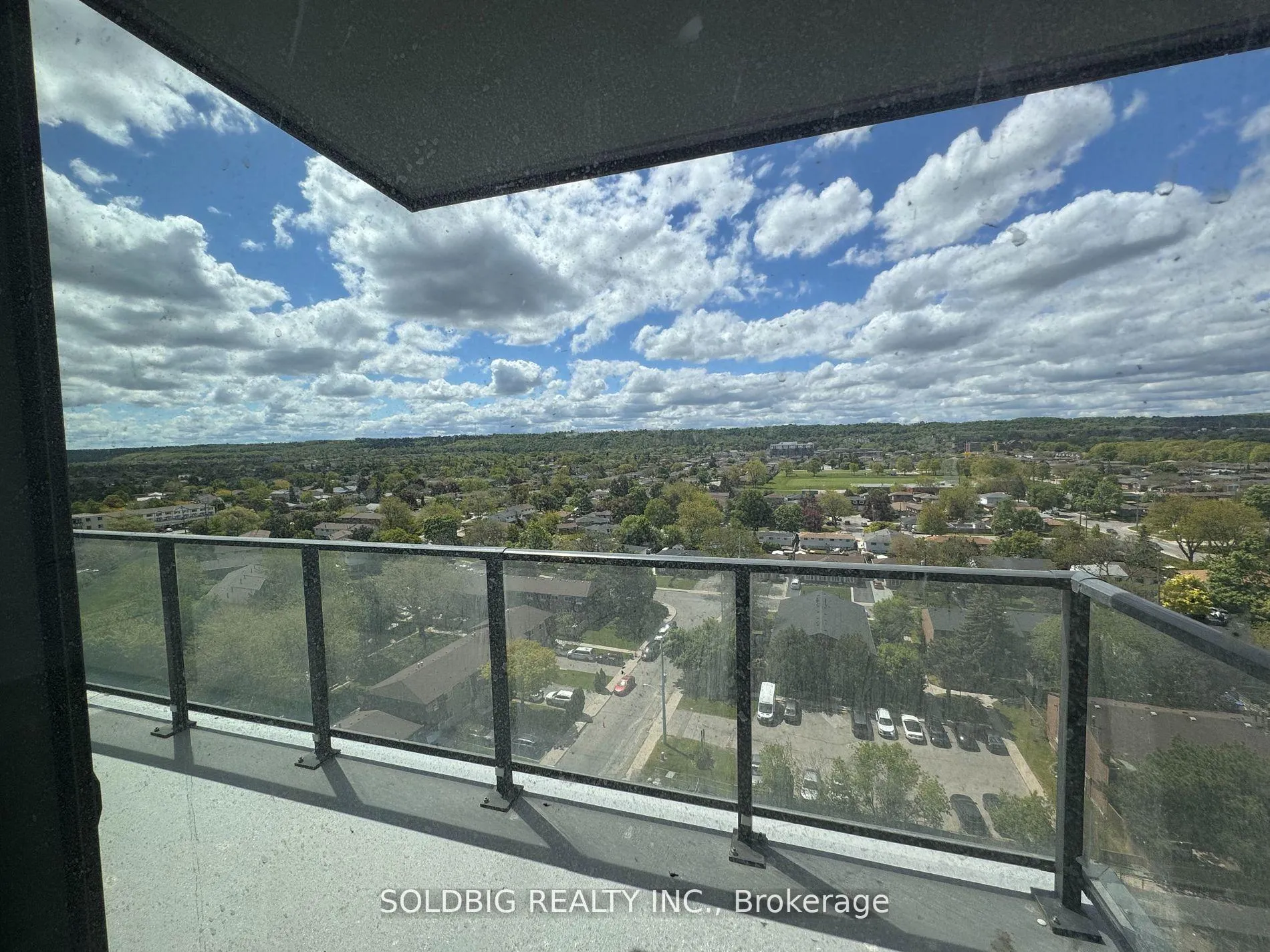 Photo 10 of Unit 1117, 2782 Barton Street E, Hamilton, Riverdale — HOMEH