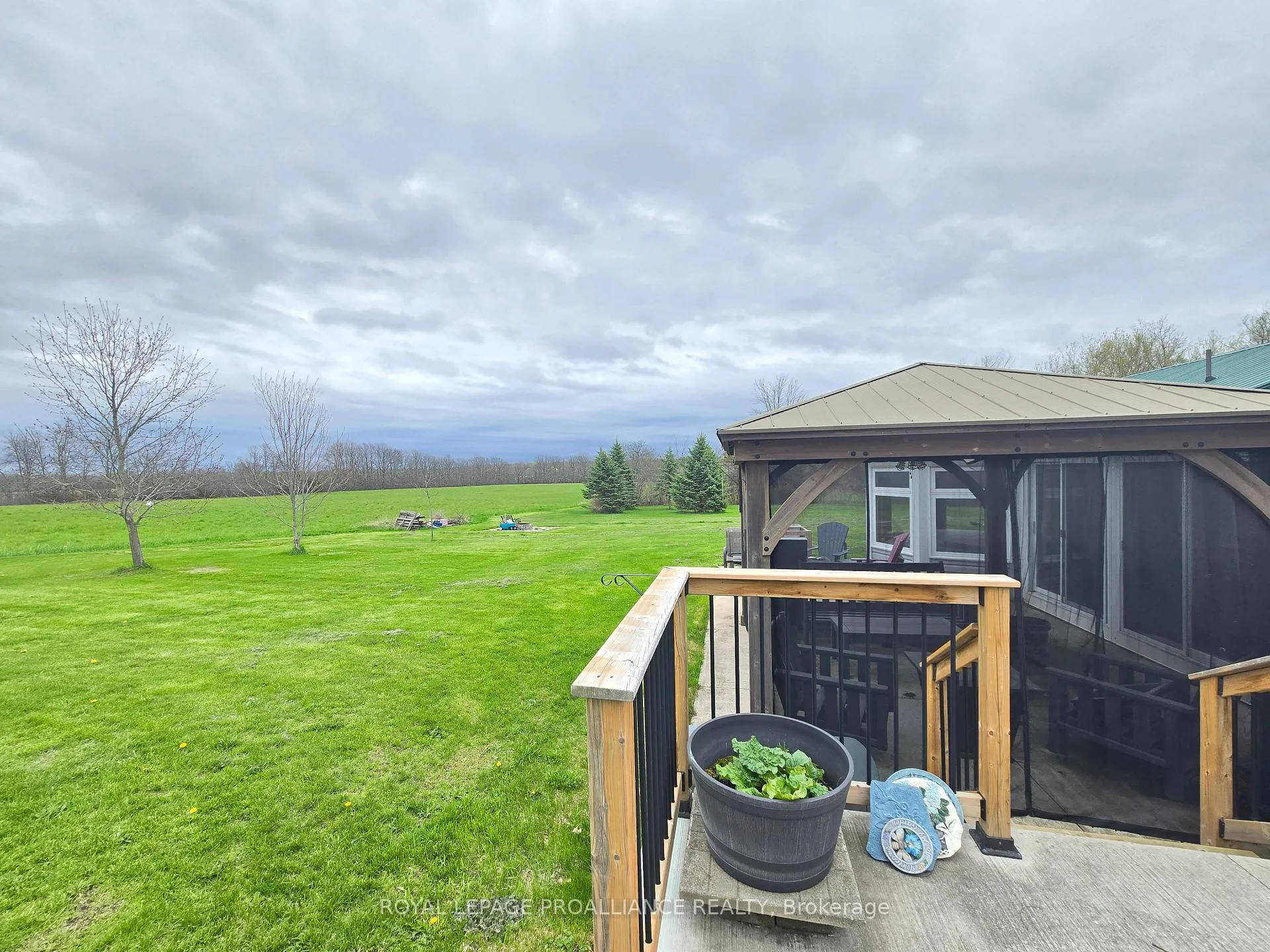 Photo 32 of 118 Hubbs Road, Prince Edward County, Ameliasburg Ward — HOMEH