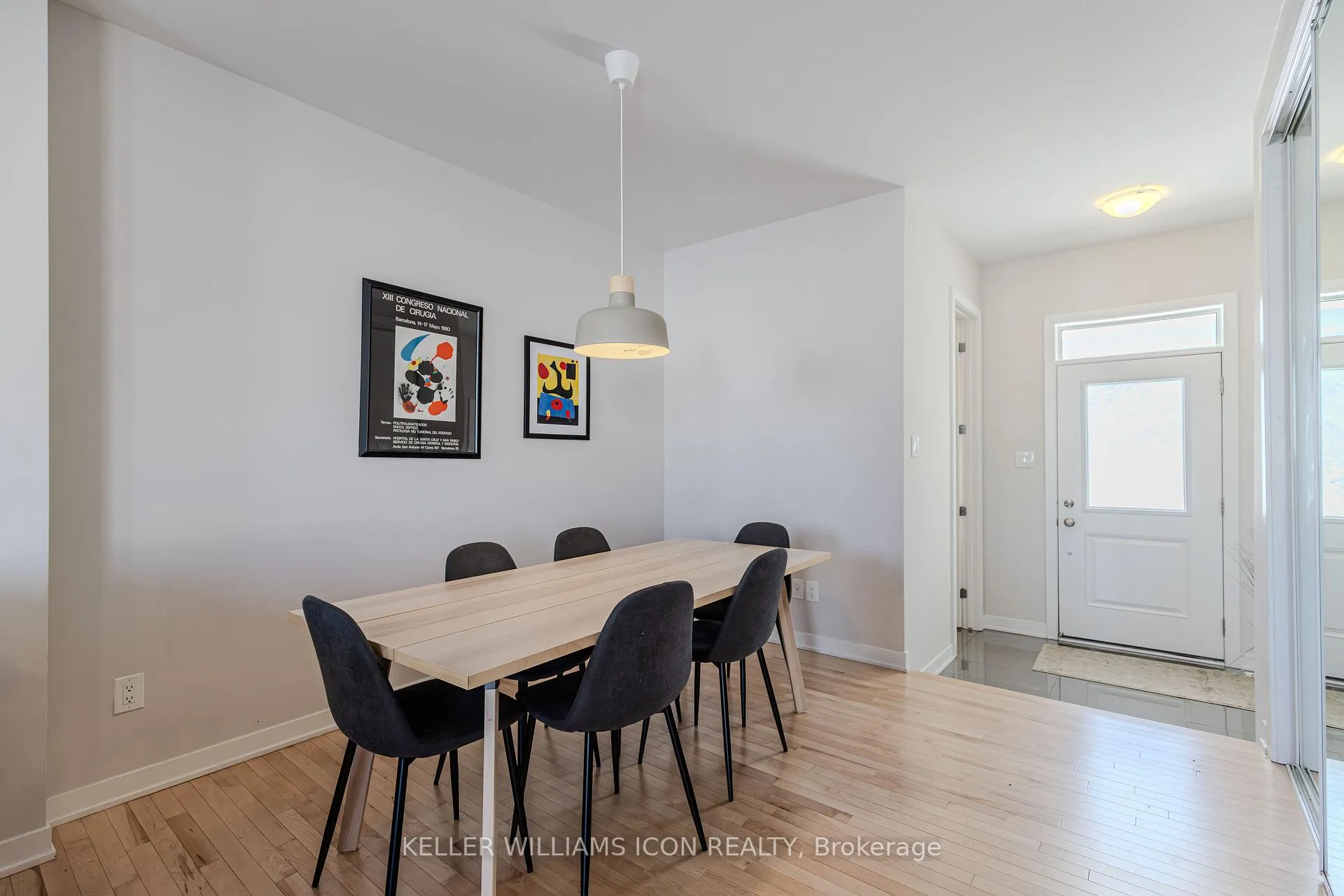 Photo 5 of 1899 Haiku Street, Ottawa, Barrhaven - Half Moon Bay — HOMEH