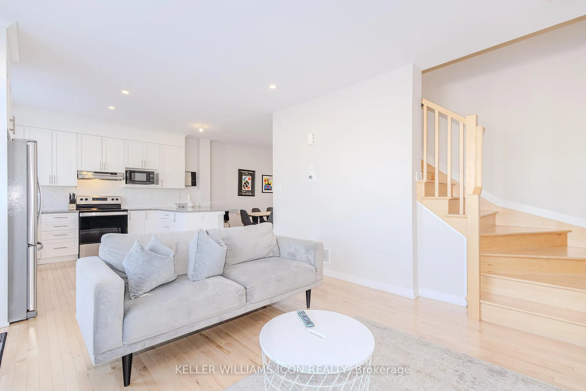 Photo 15 of 1899 Haiku Street, Ottawa, Barrhaven - Half Moon Bay — HOMEH