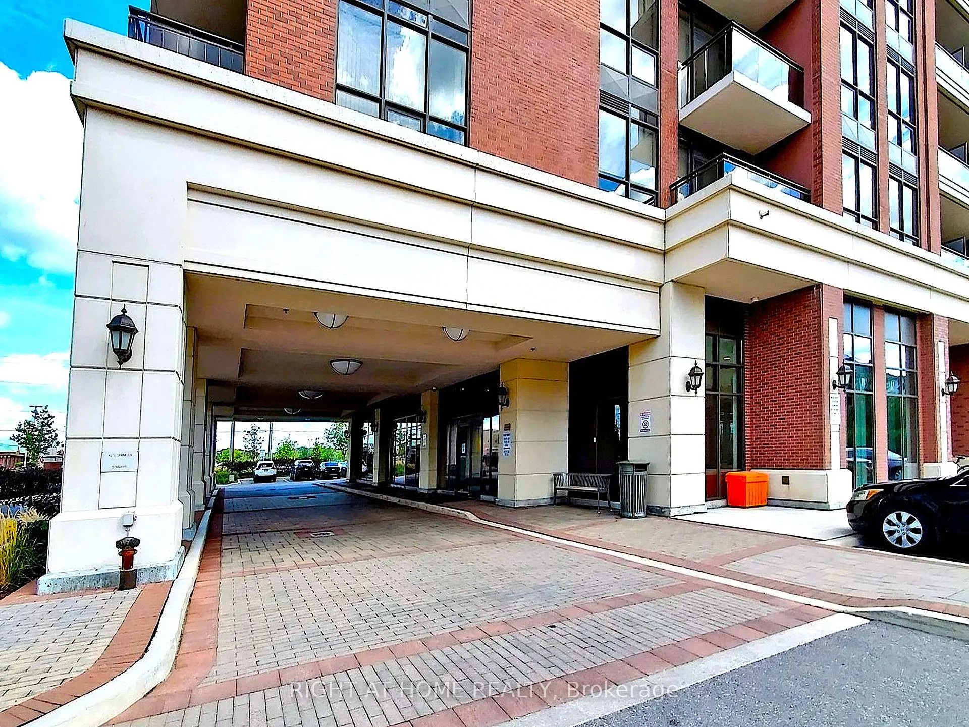 Photo 2 of Unit 305, 9506 Markham Road, Markham, Wismer — HOMEH