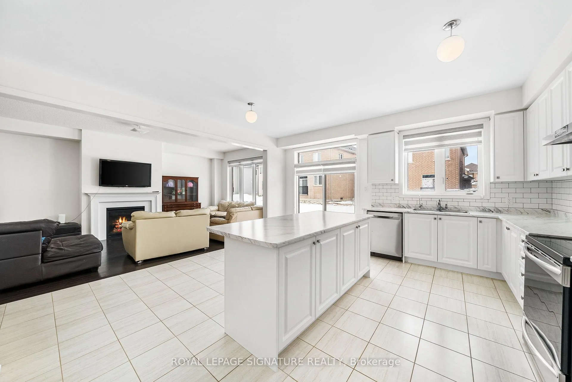 Photo 4 of 196 Limestone Lane, Shelburne — HOMEH