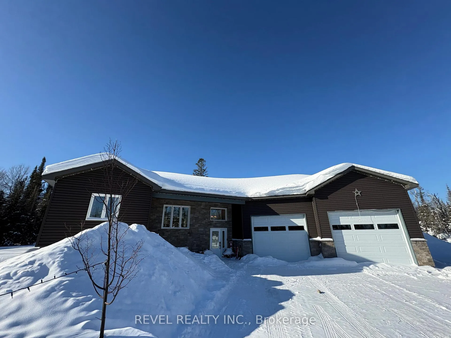 Photo 1 of 117 Wilson Road, Cochrane — HOMEH