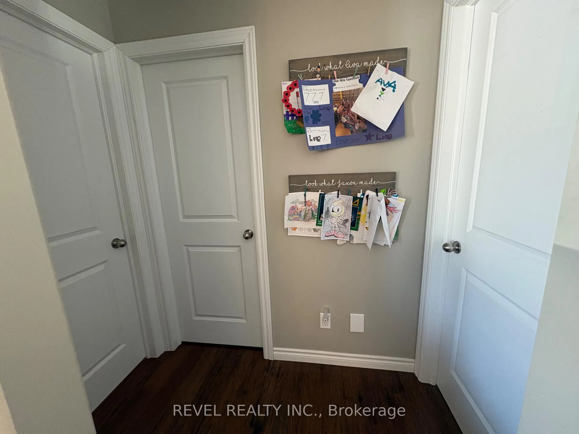 Photo 23 of 117 Wilson Road, Cochrane — HOMEH
