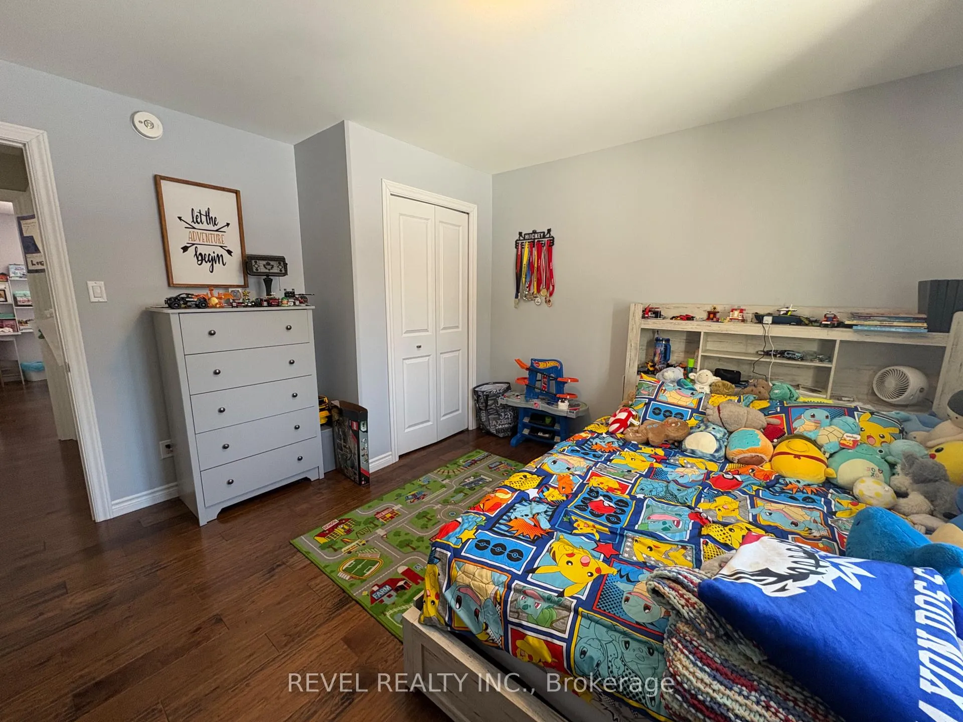 Photo 25 of 117 Wilson Road, Cochrane — HOMEH