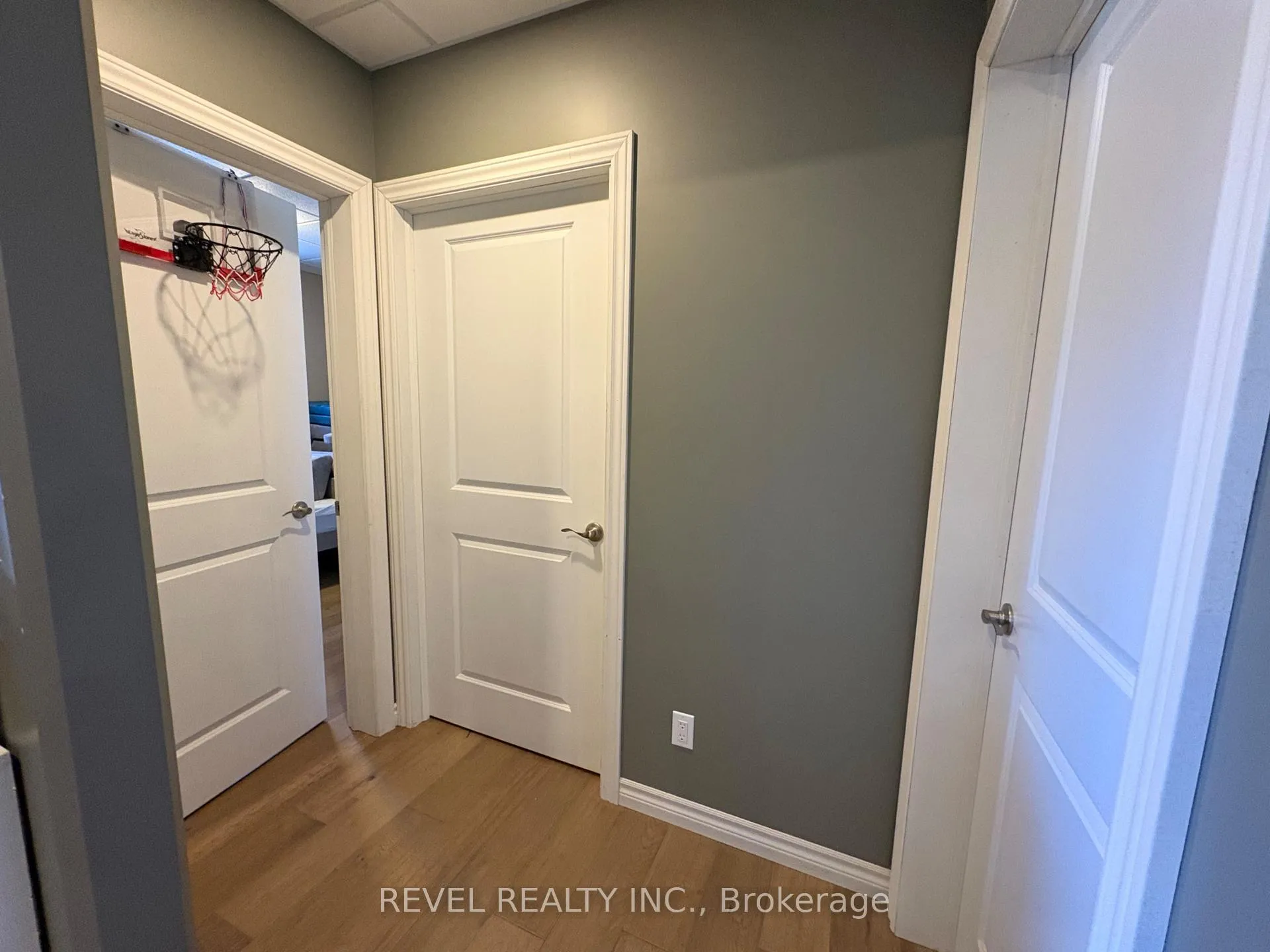 Photo 39 of 117 Wilson Road, Cochrane — HOMEH