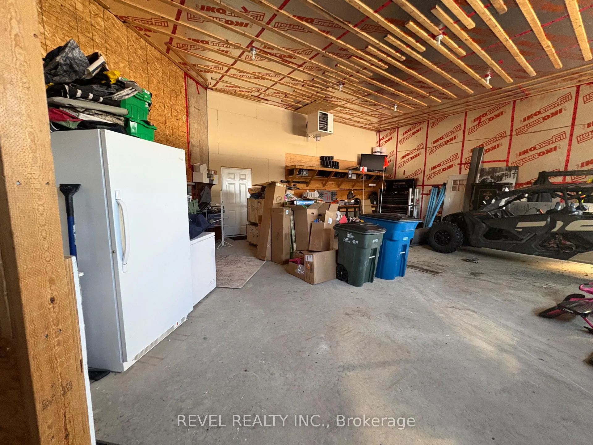 Photo 46 of 117 Wilson Road, Cochrane — HOMEH