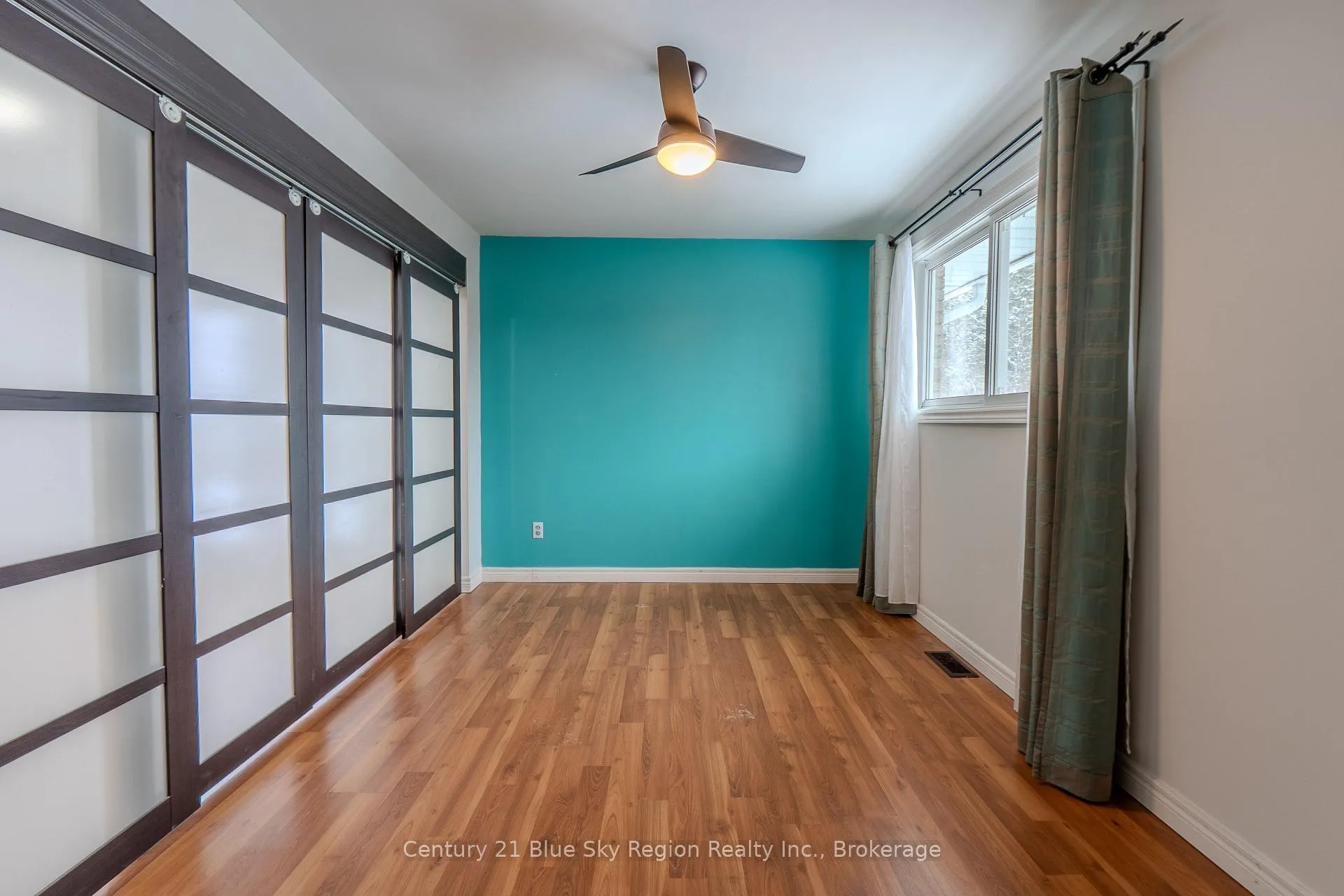 Photo 14 of 76 Prince Edward Drive, North Bay, Ferris — HOMEH