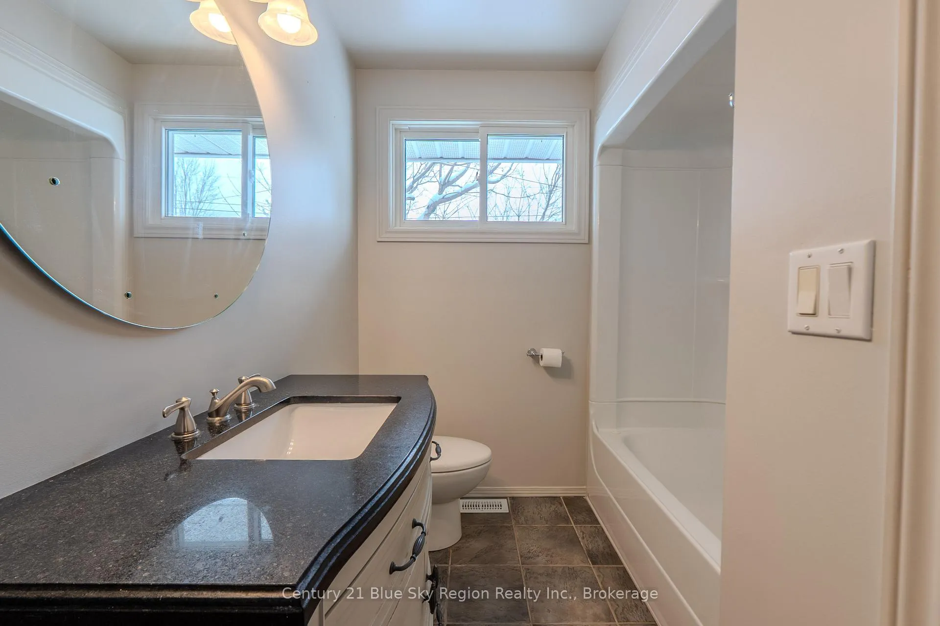Photo 16 of 76 Prince Edward Drive, North Bay, Ferris — HOMEH