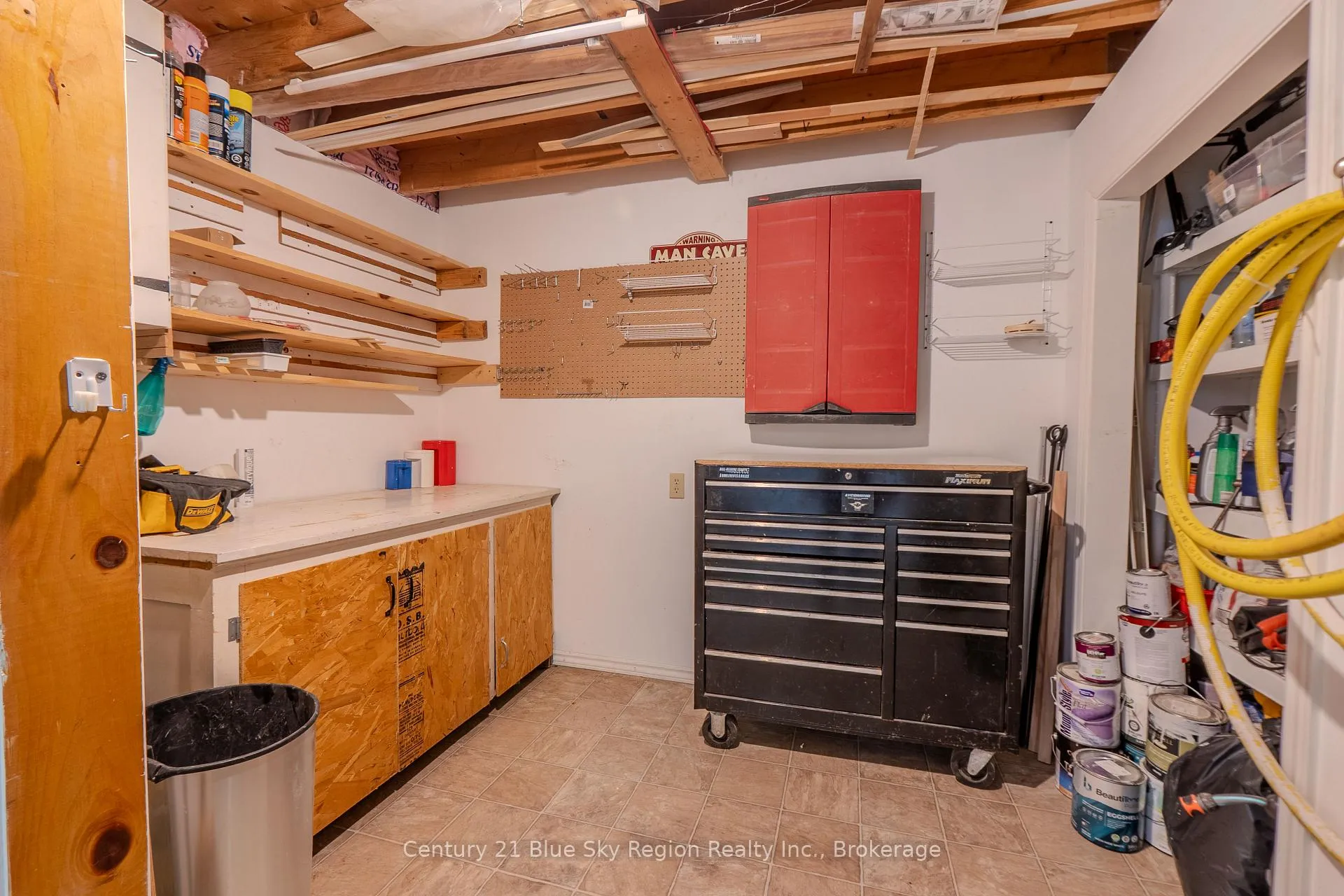 Photo 32 of 76 Prince Edward Drive, North Bay, Ferris — HOMEH