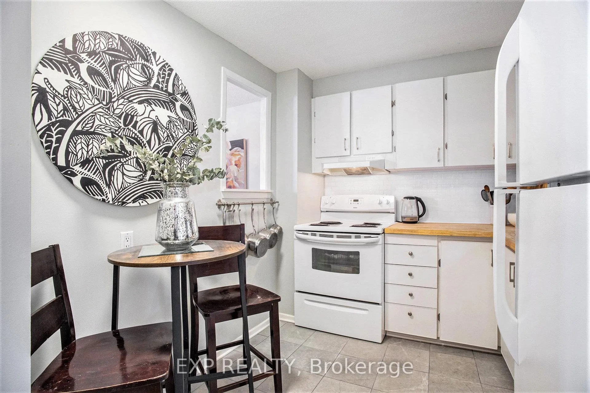 Photo 17 of Unit 706, 915 Elmsmere Road, Ottawa, Beacon Hill South — HOMEH