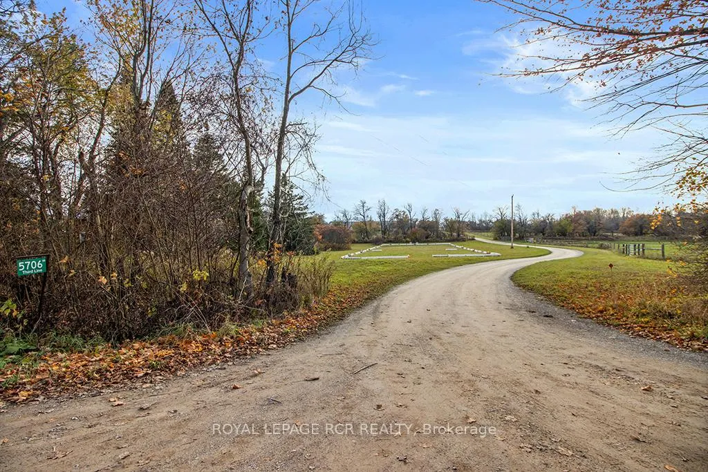 Photo 3 of 5706 Third Line, Erin, Rural Erin — HOMEH