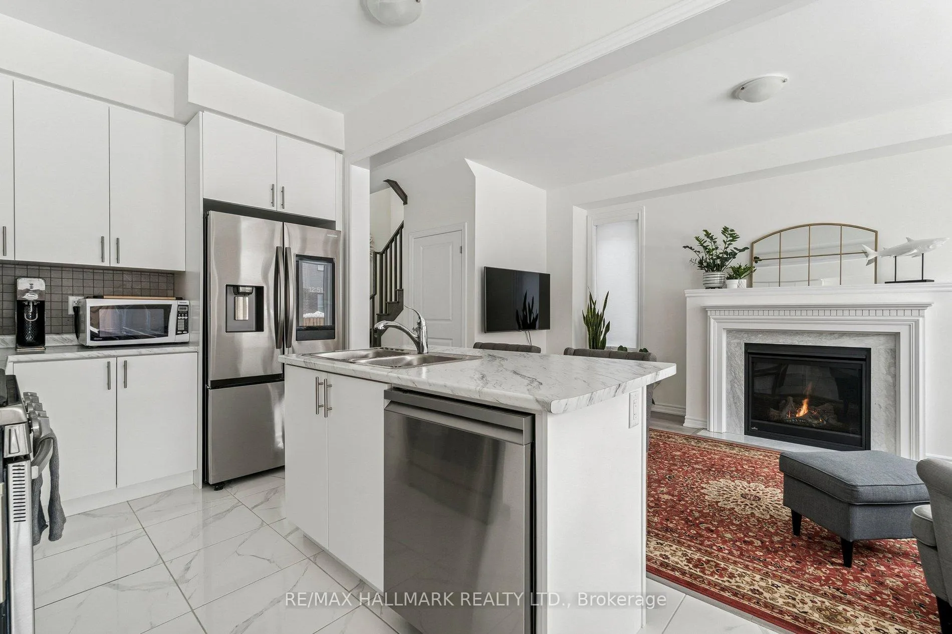 Photo 1 of 13 Tamworth Terrace, Barrie, Rural Barrie Southeast — HOMEH