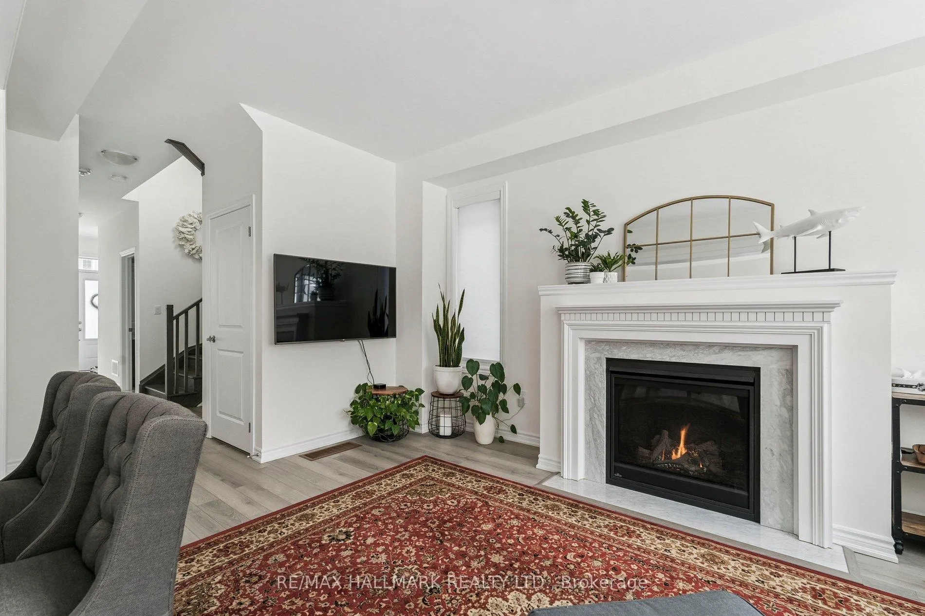 Photo 18 of 13 Tamworth Terrace, Barrie, Rural Barrie Southeast — HOMEH