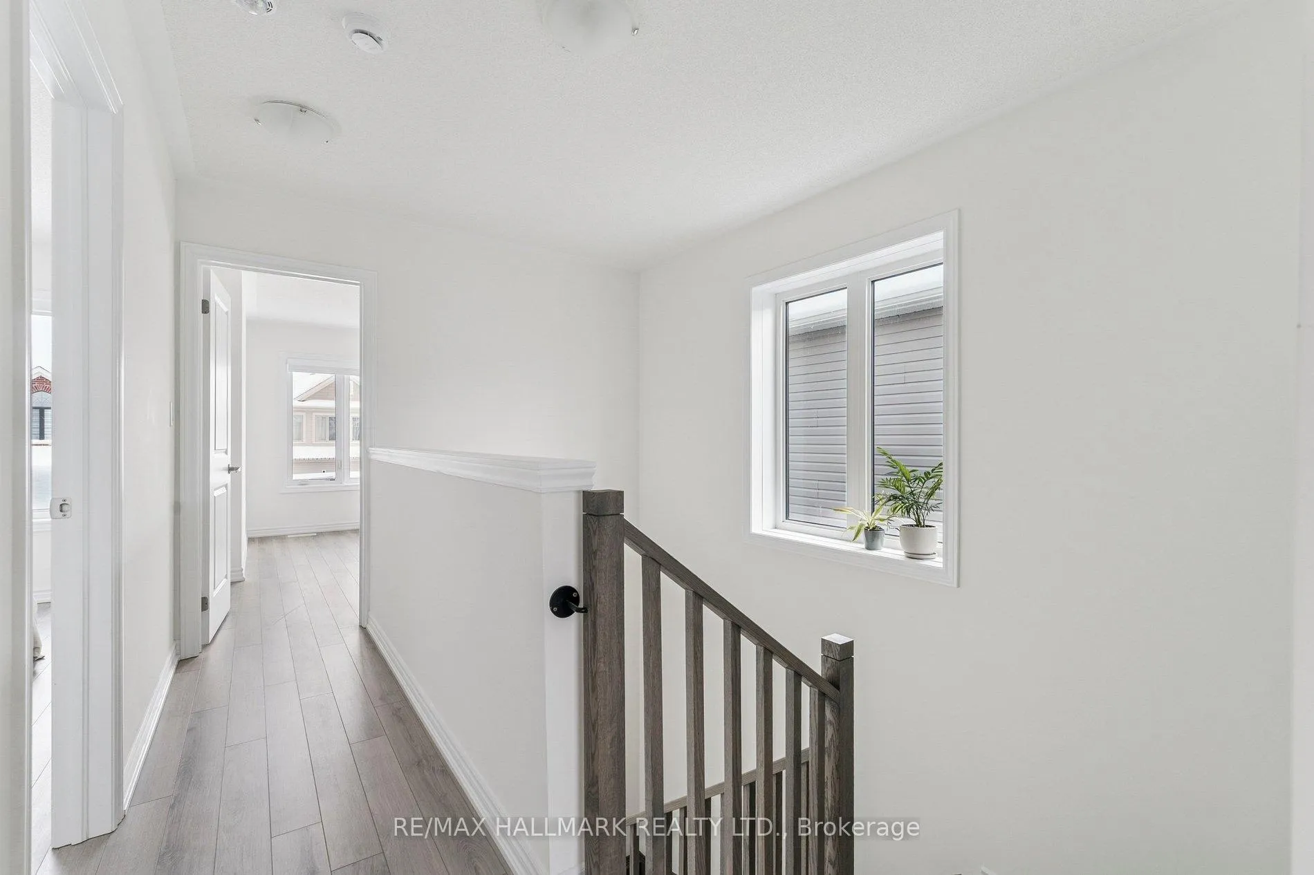 Photo 21 of 13 Tamworth Terrace, Barrie, Rural Barrie Southeast — HOMEH