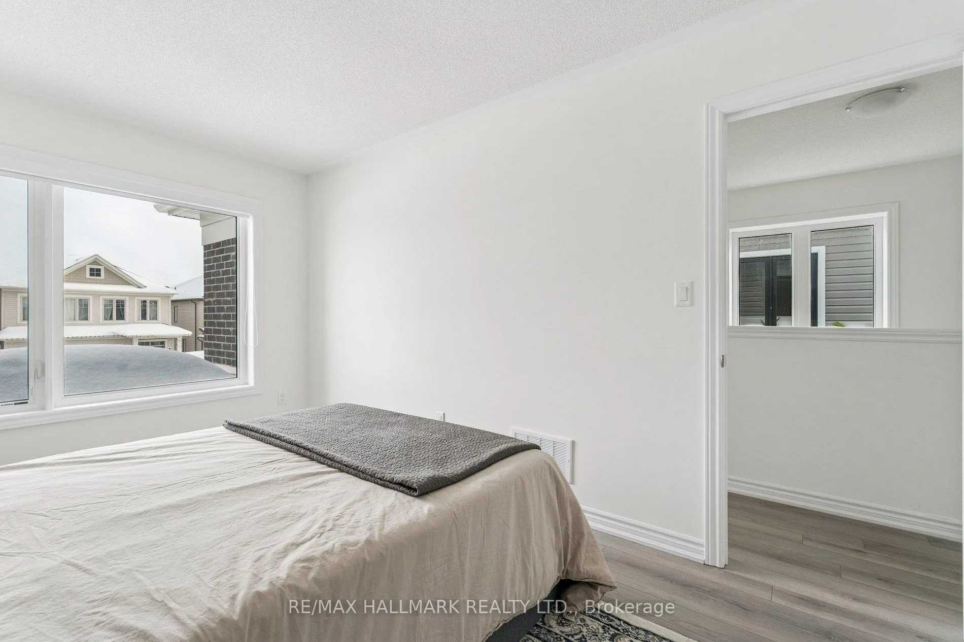 Photo 27 of 13 Tamworth Terrace, Barrie, Rural Barrie Southeast — HOMEH