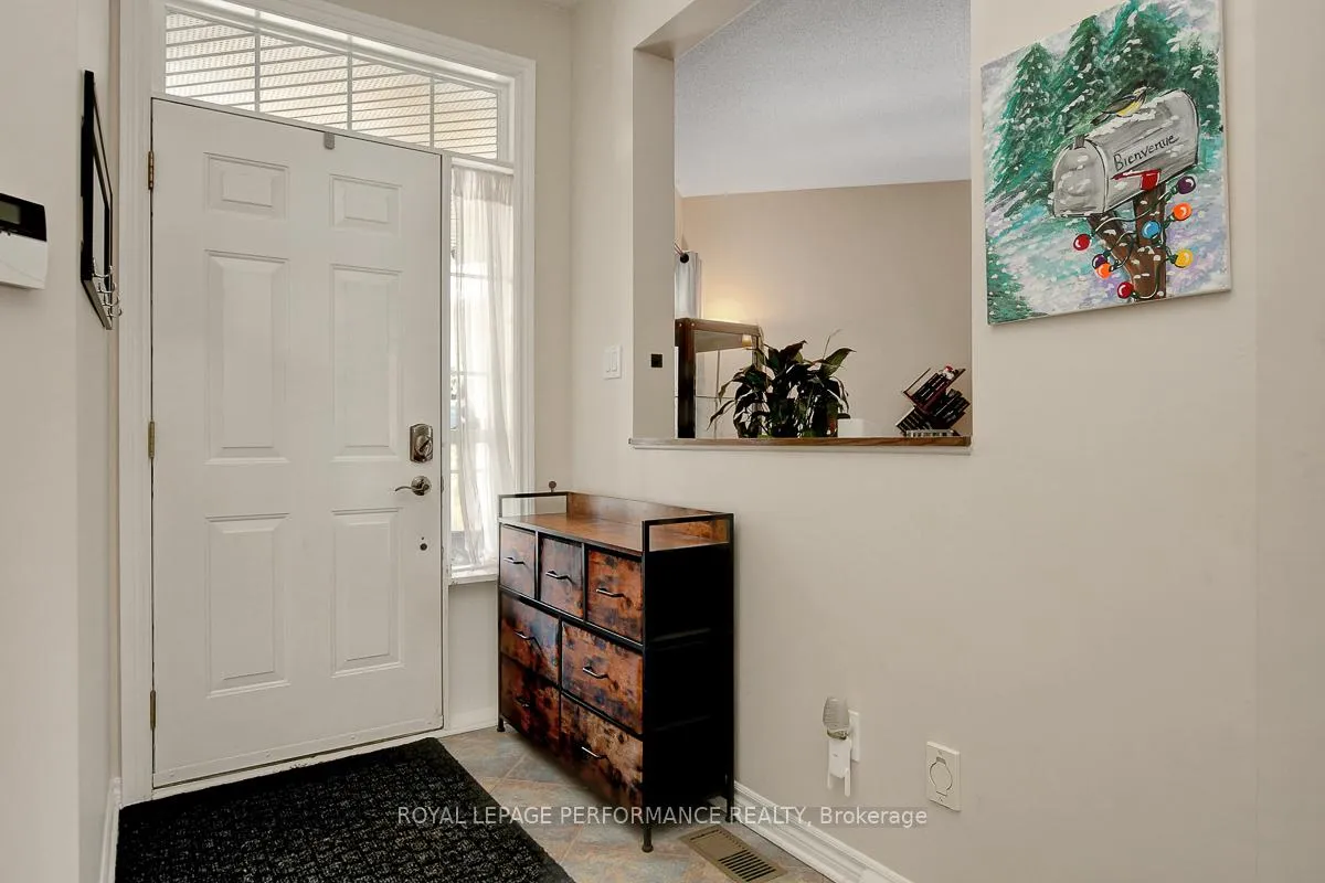 Photo 2 of 1019 Valin Street, Ottawa, Fallingbrook/Gardenway South — HOMEH
